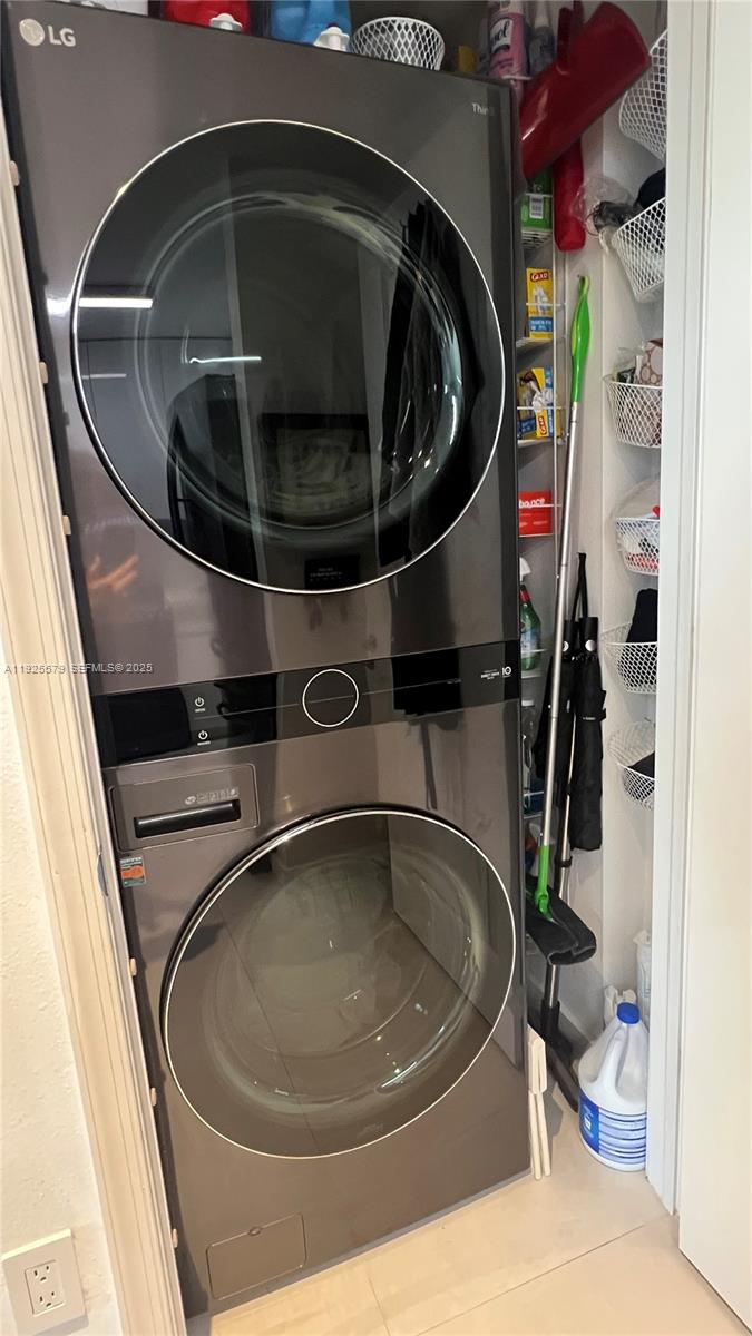 10 Aragon Ave # 1019