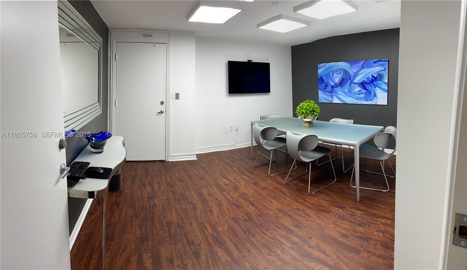 10 Aragon Ave # 1019