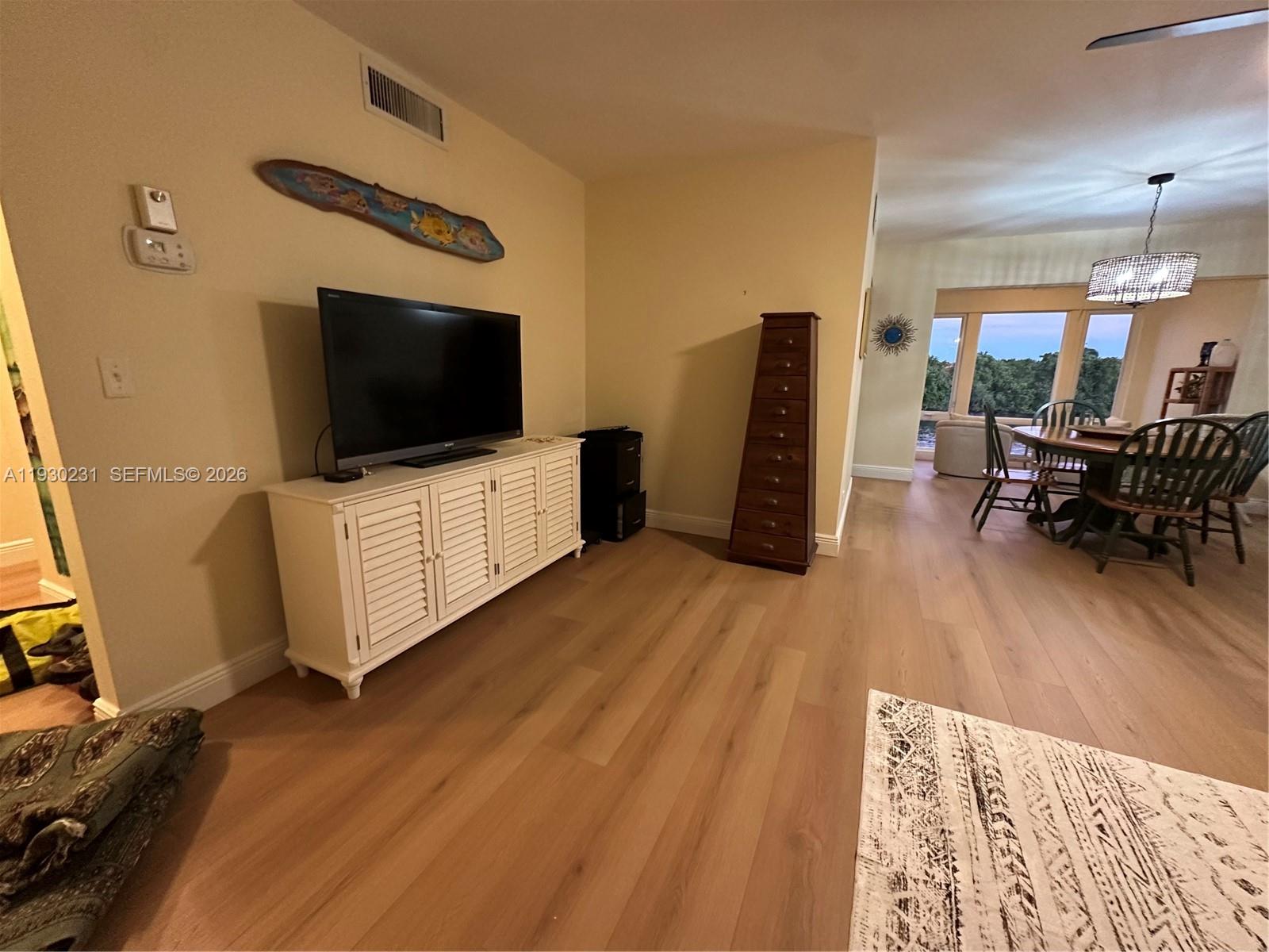 7 Colonial Club Dr # 302