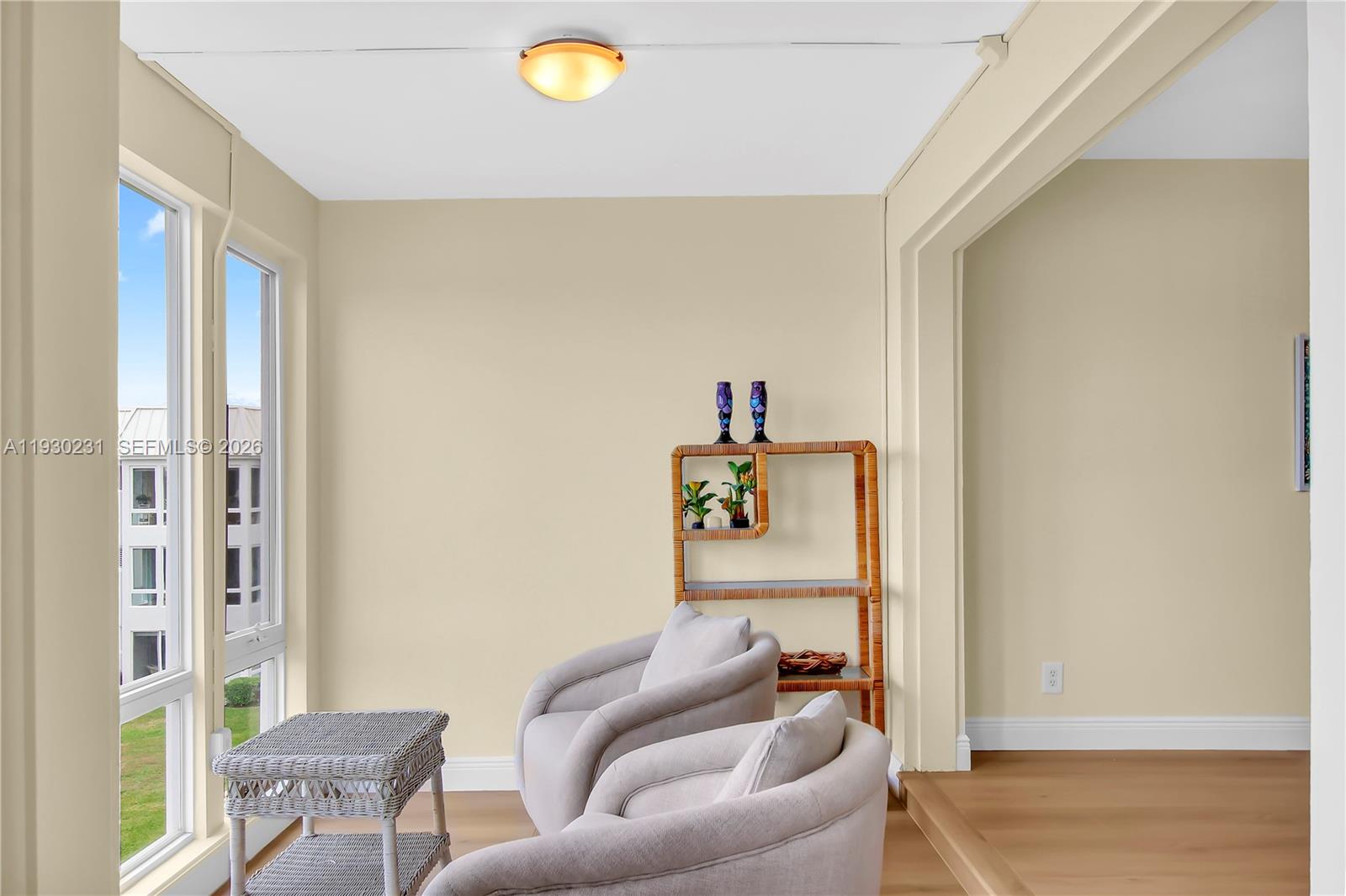 7 Colonial Club Dr # 302