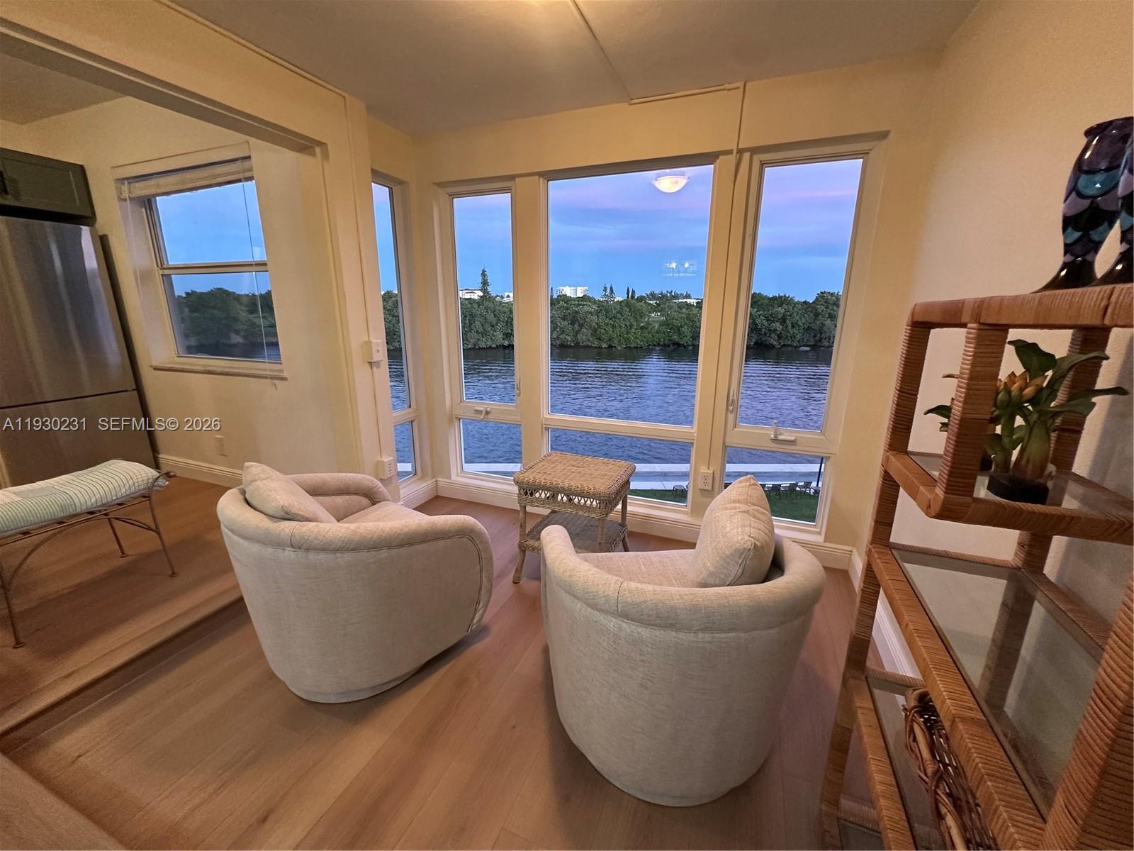 7 Colonial Club Dr # 302