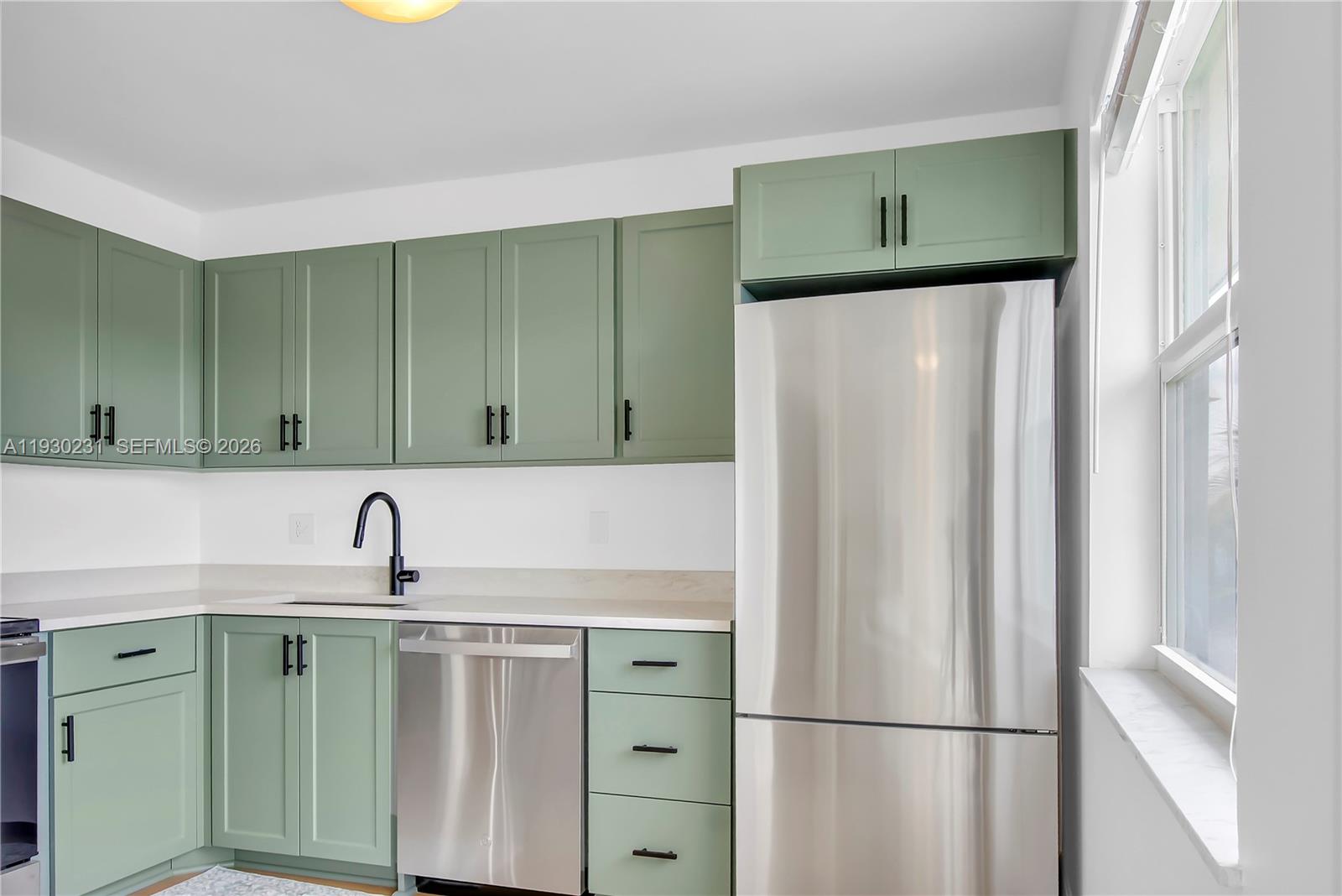 7 Colonial Club Dr # 302