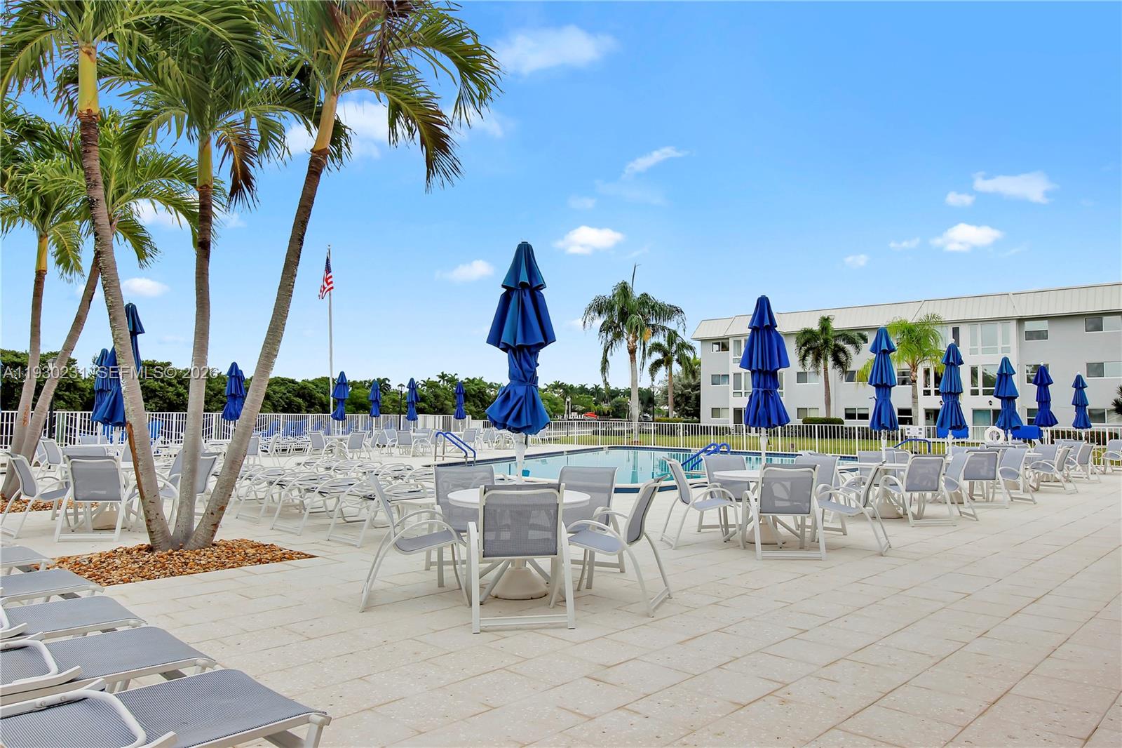 7 Colonial Club Dr # 302