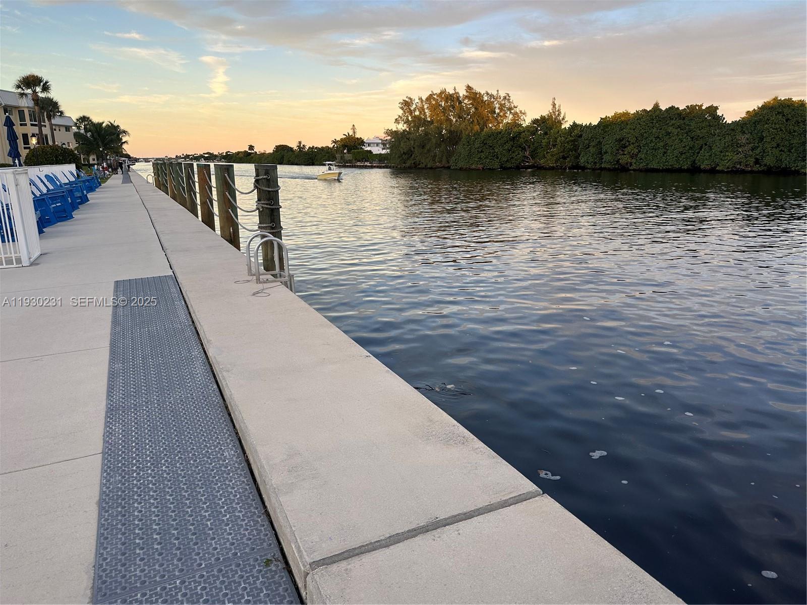 7 Colonial Club Dr # 302