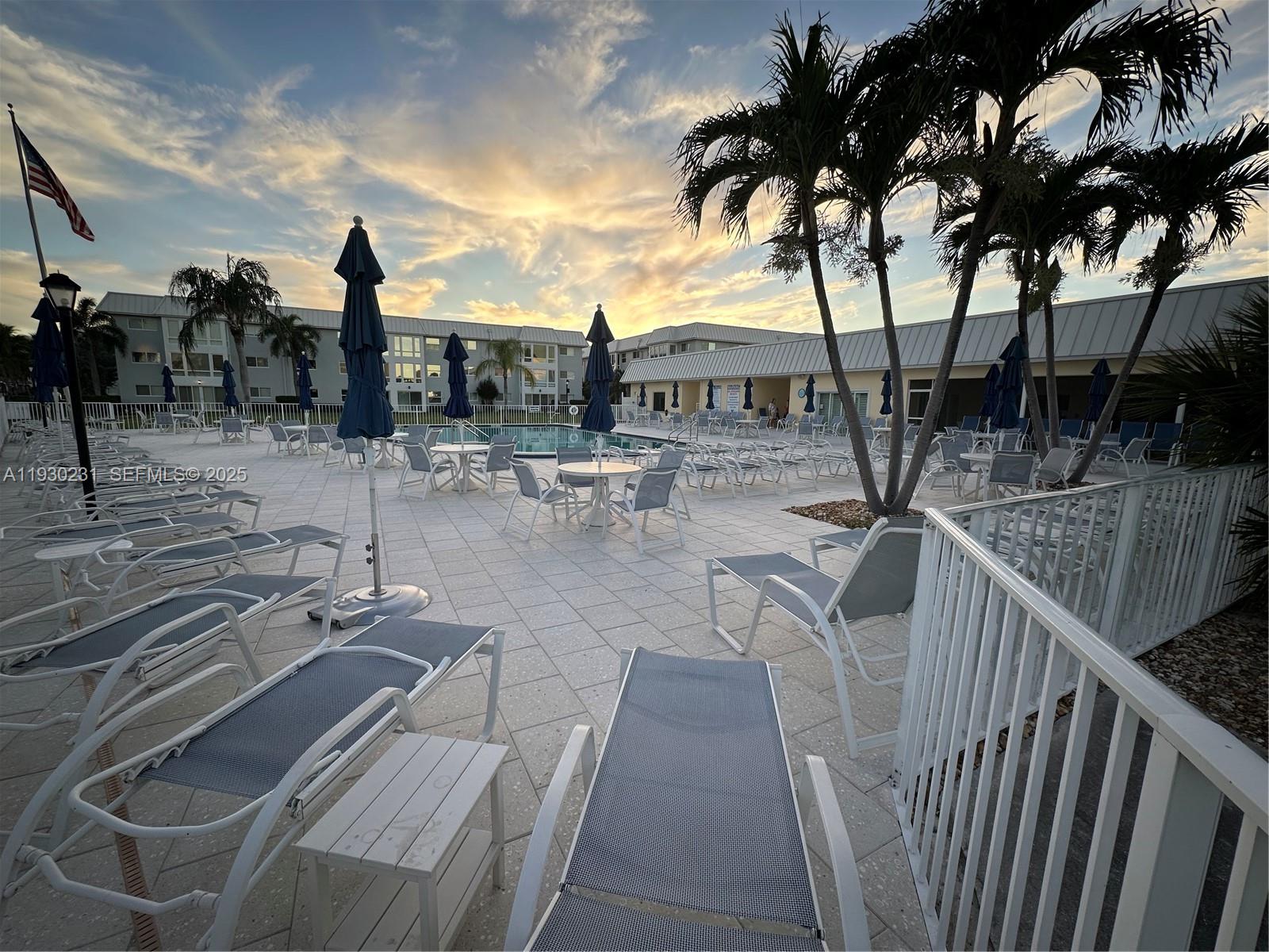 7 Colonial Club Dr # 302