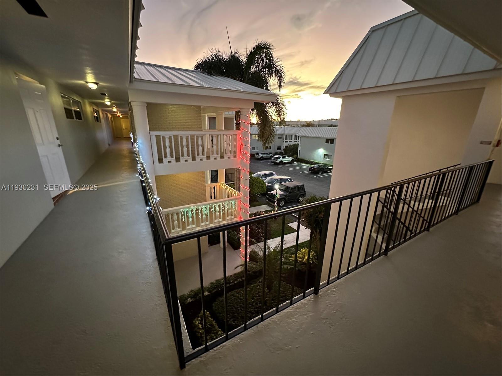 7 Colonial Club Dr # 302