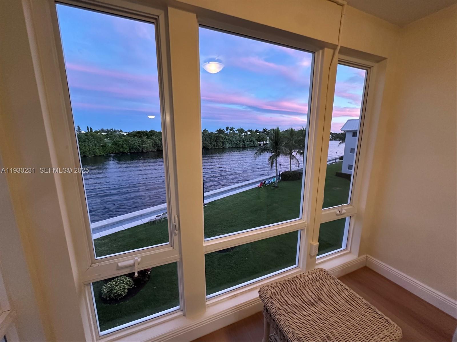 7 Colonial Club Dr # 302