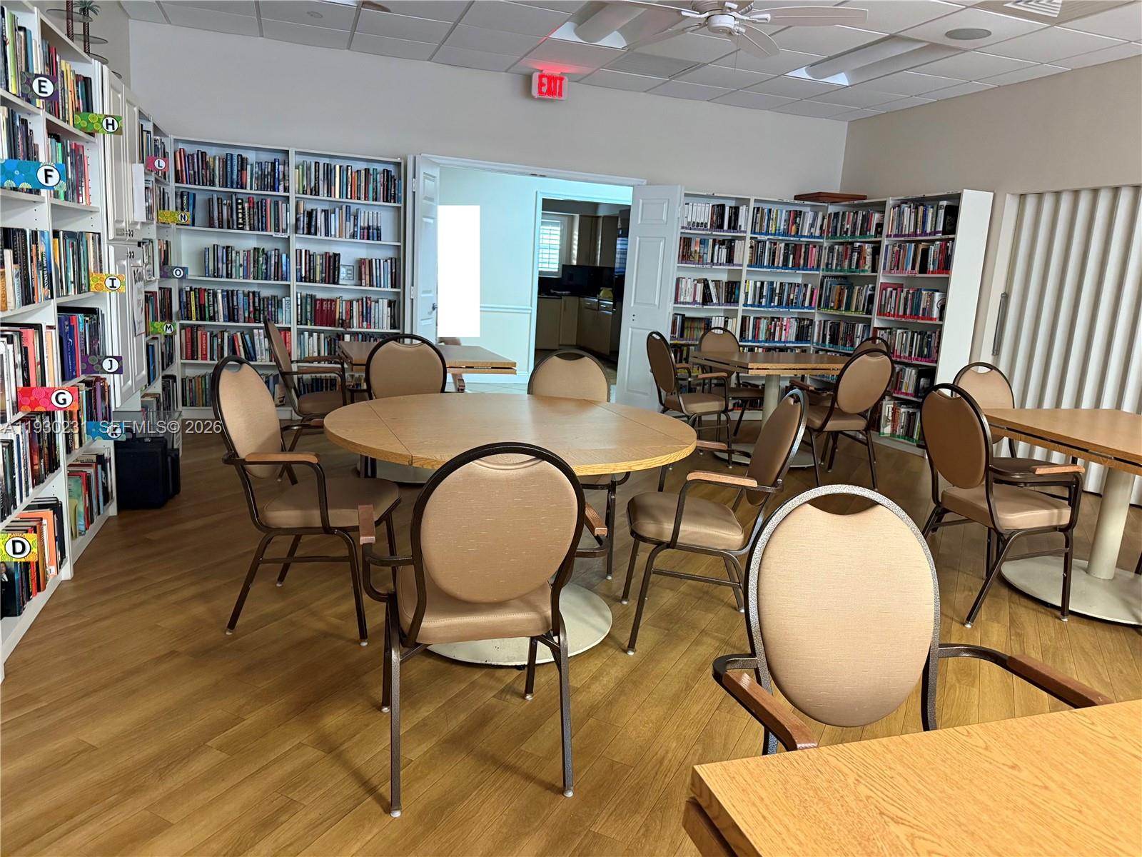 7 Colonial Club Dr # 302