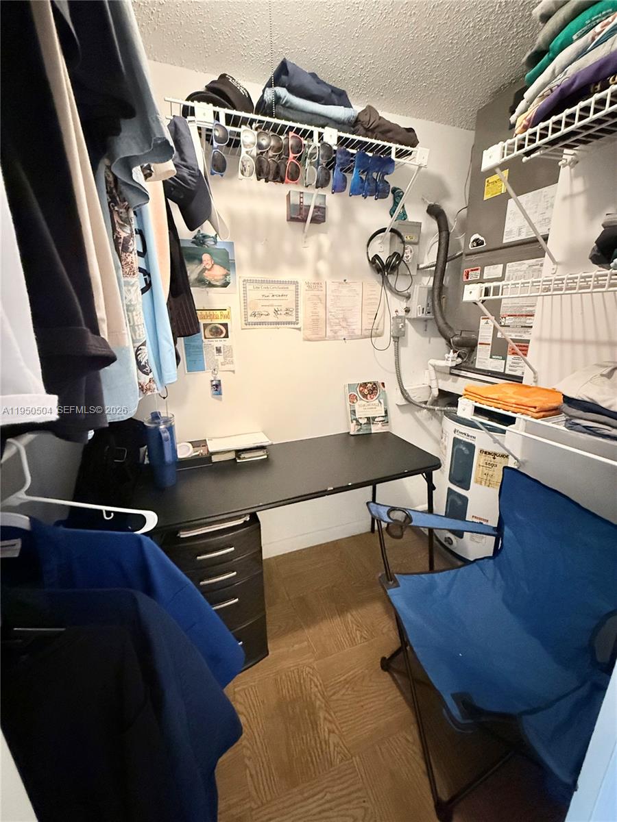 18 Colonial Club Dr # 202