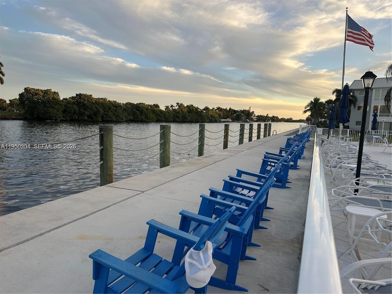 18 Colonial Club Dr # 202