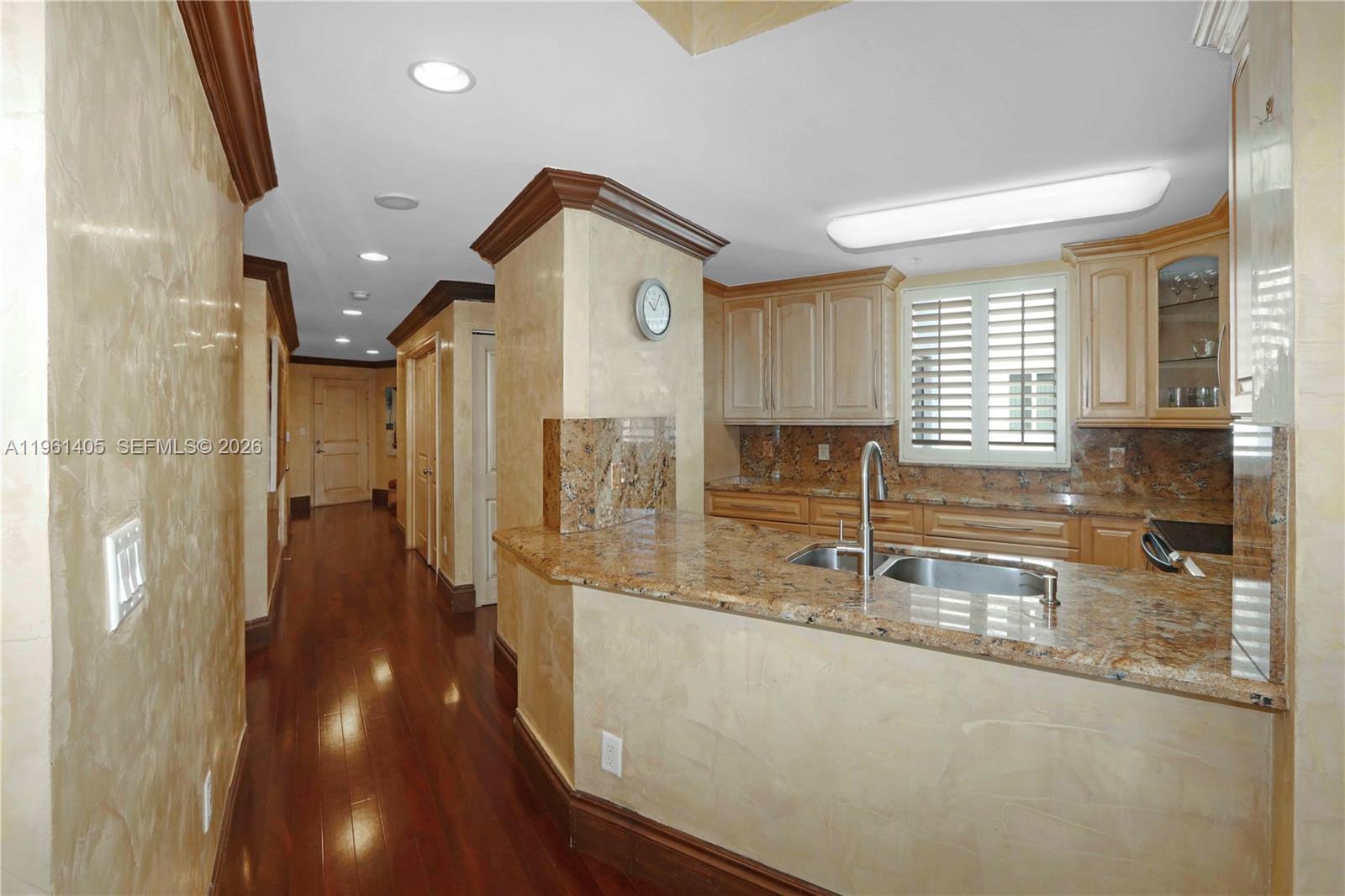 10 Aragon Ave # 1216