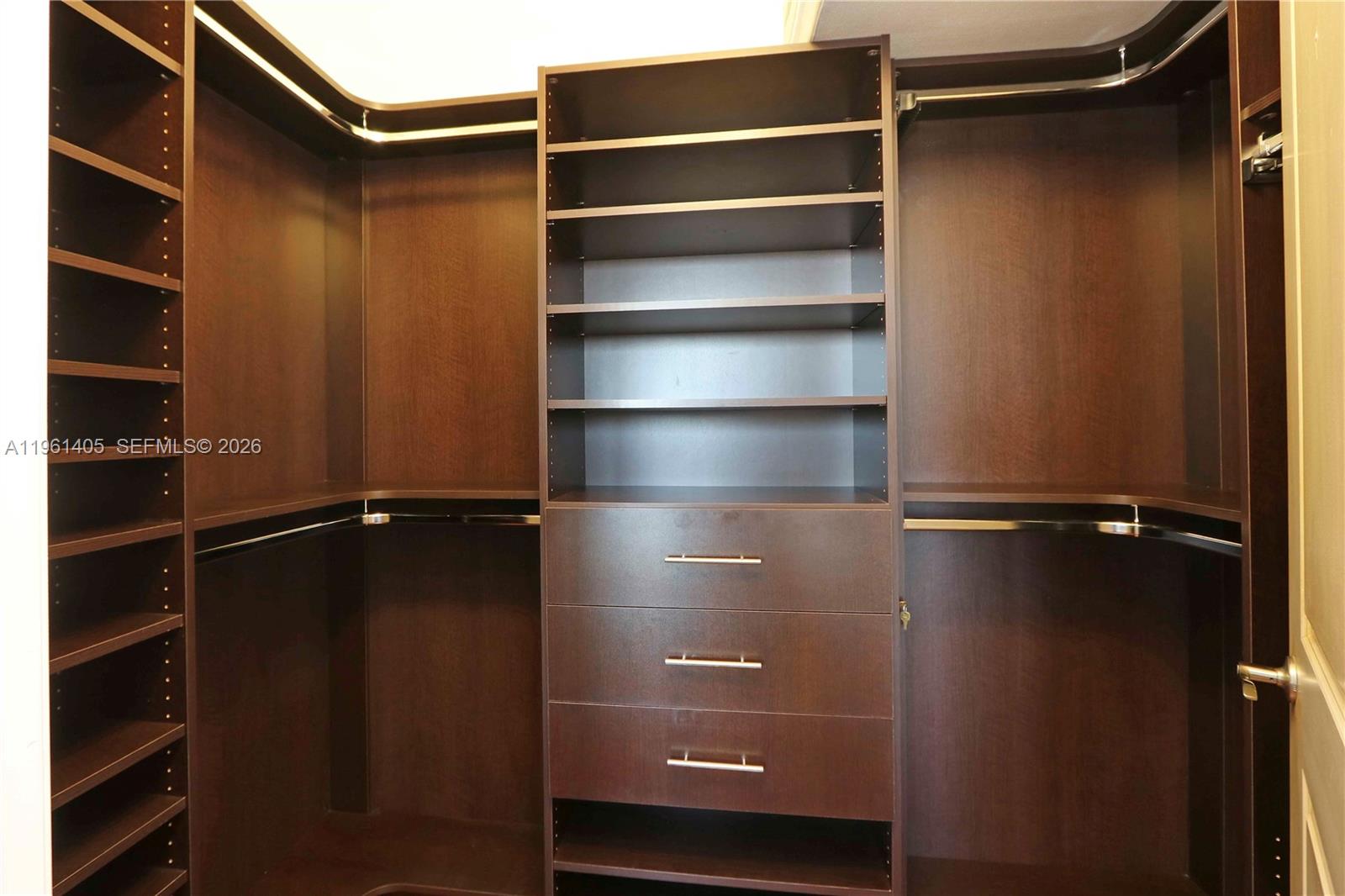 10 Aragon Ave # 1216