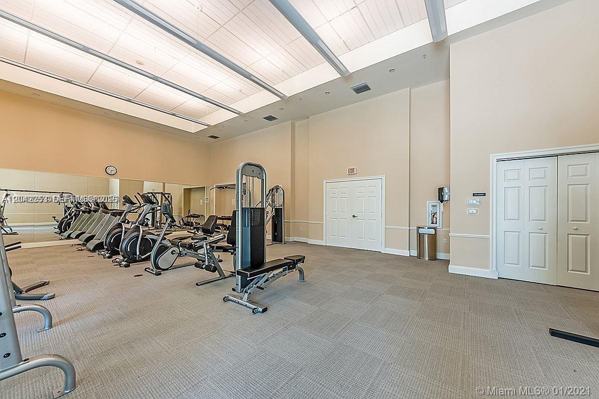 1300 Ponce De Leon Blvd # 500