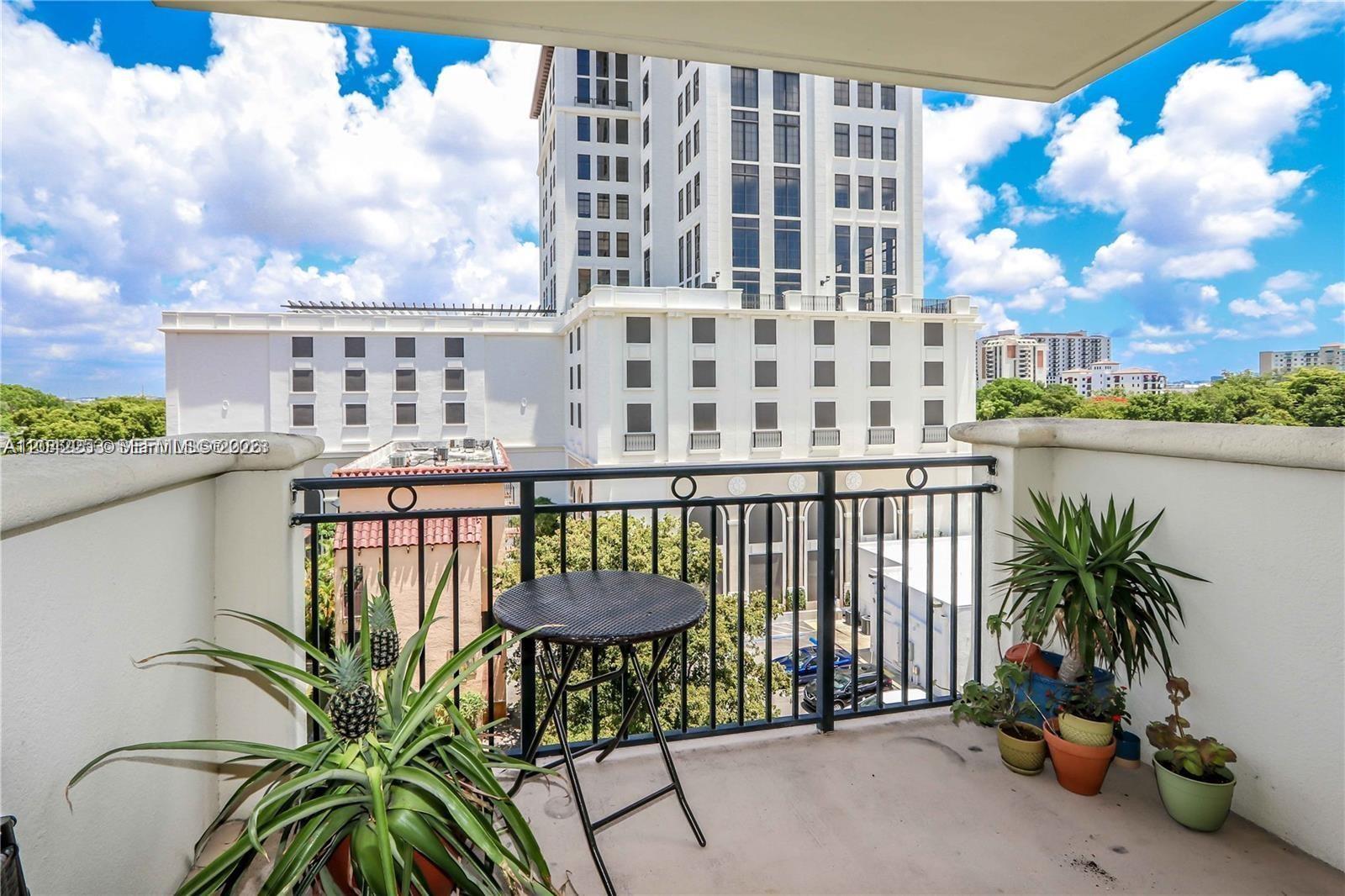 1300 Ponce De Leon Blvd # 500