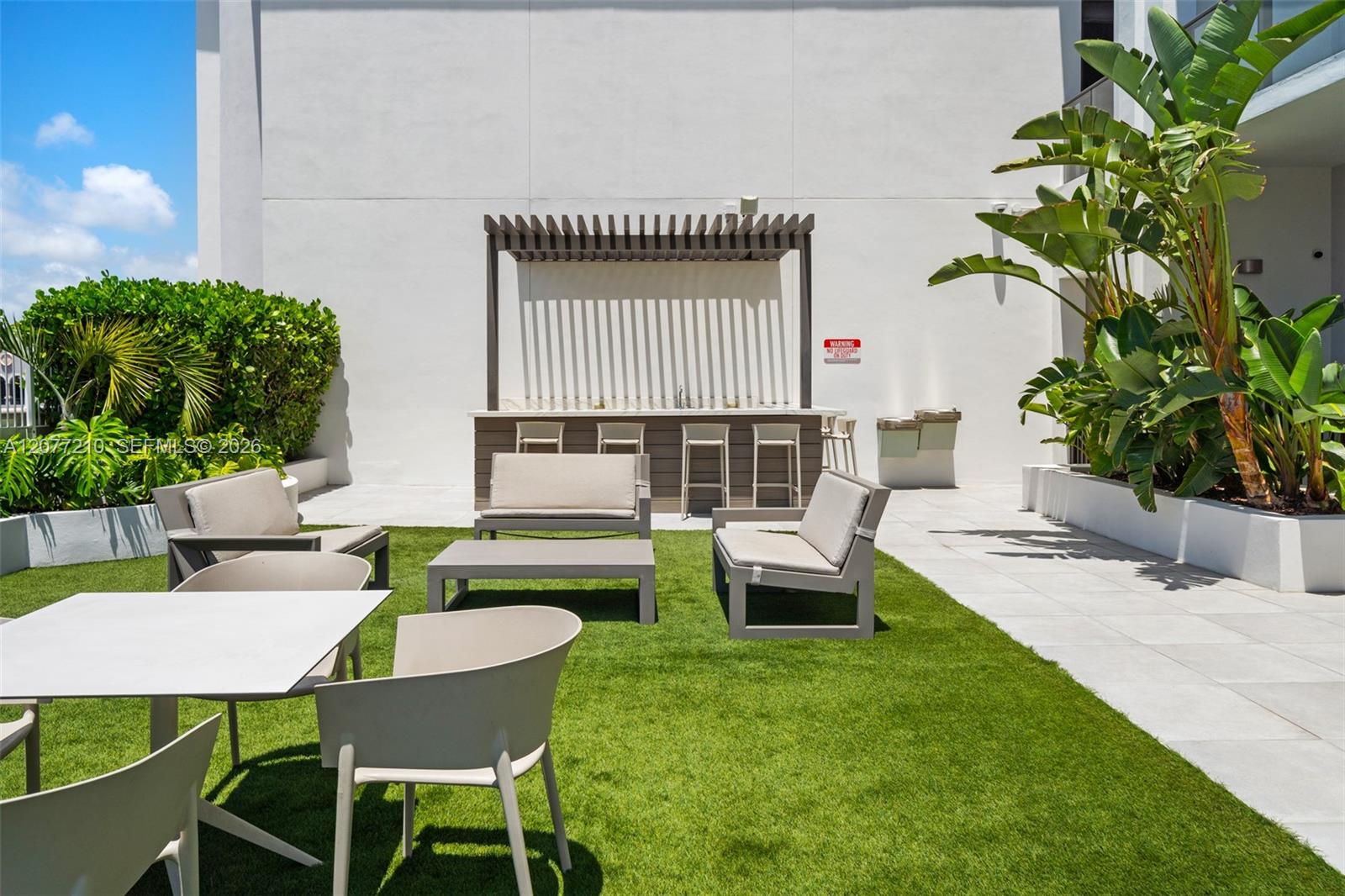 275 Giralda Ave # 6A