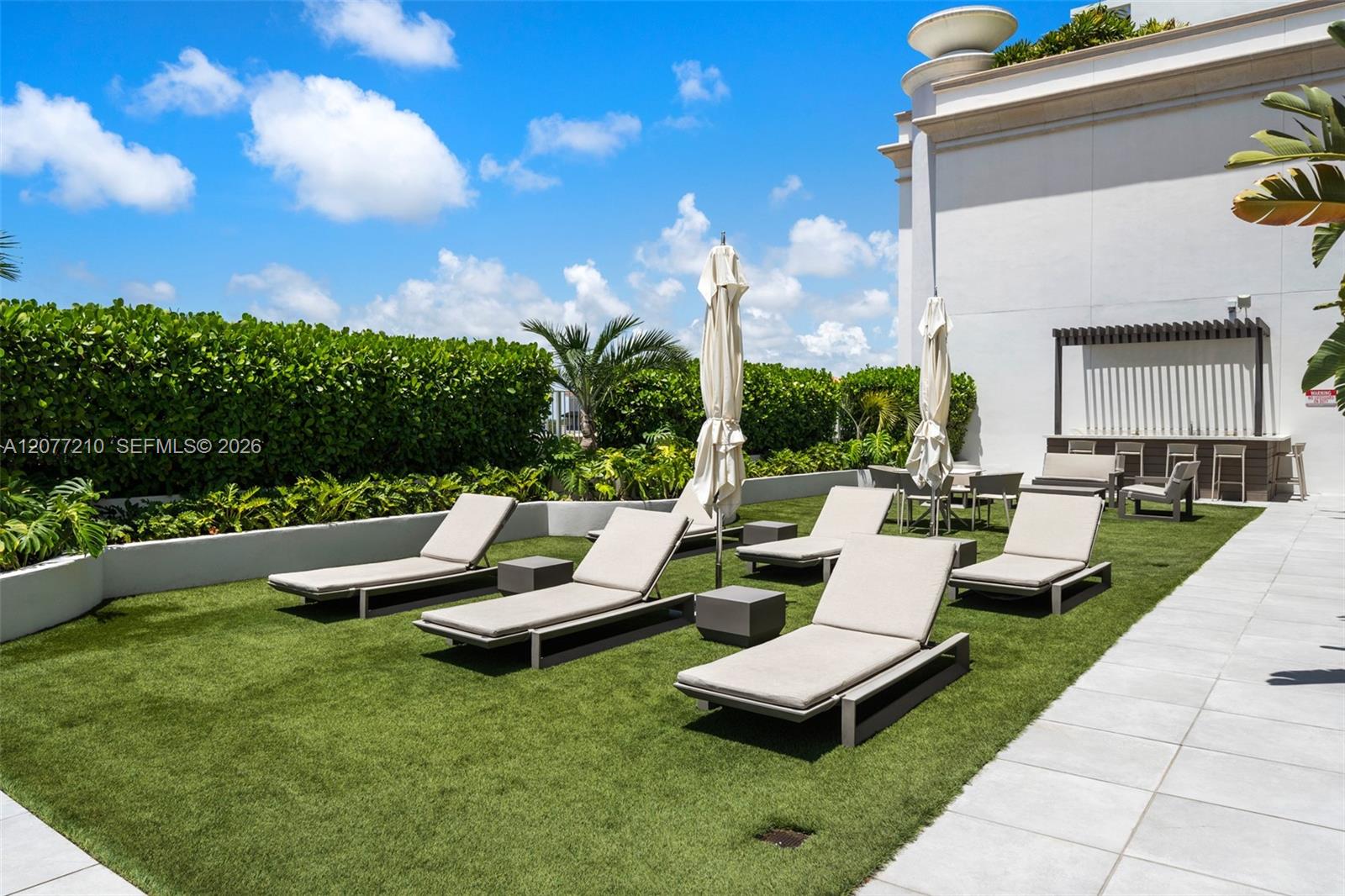 275 Giralda Ave # 6A