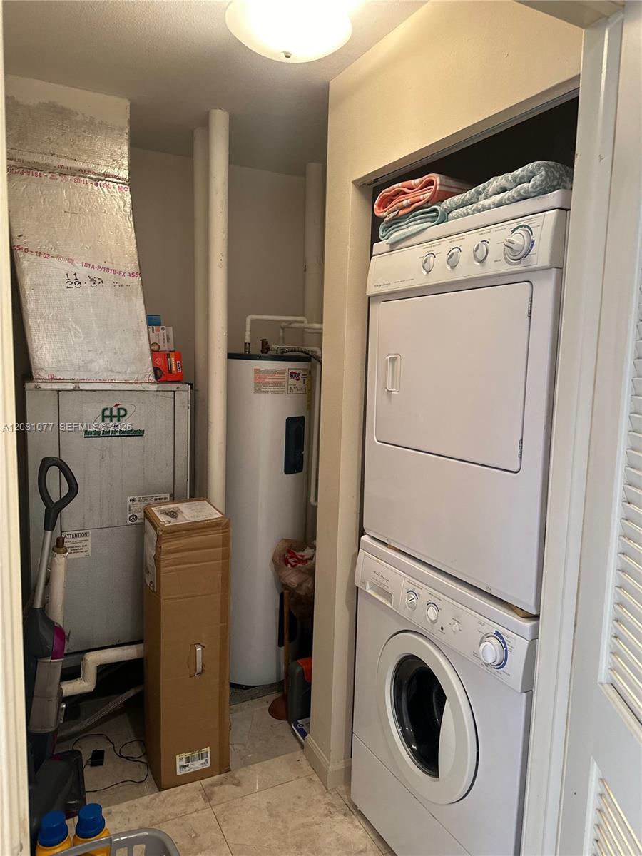 10 Aragon Ave # 1120