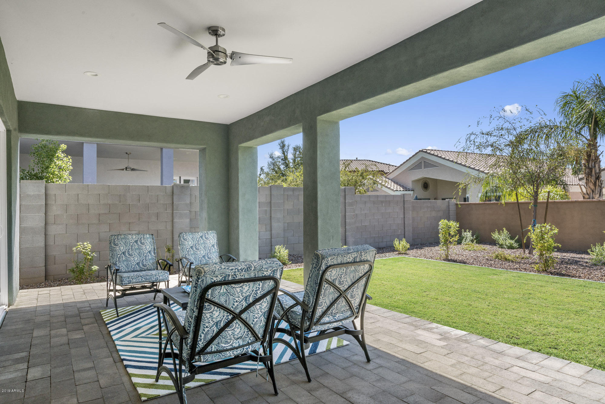 2911 S SANDSTONE Court