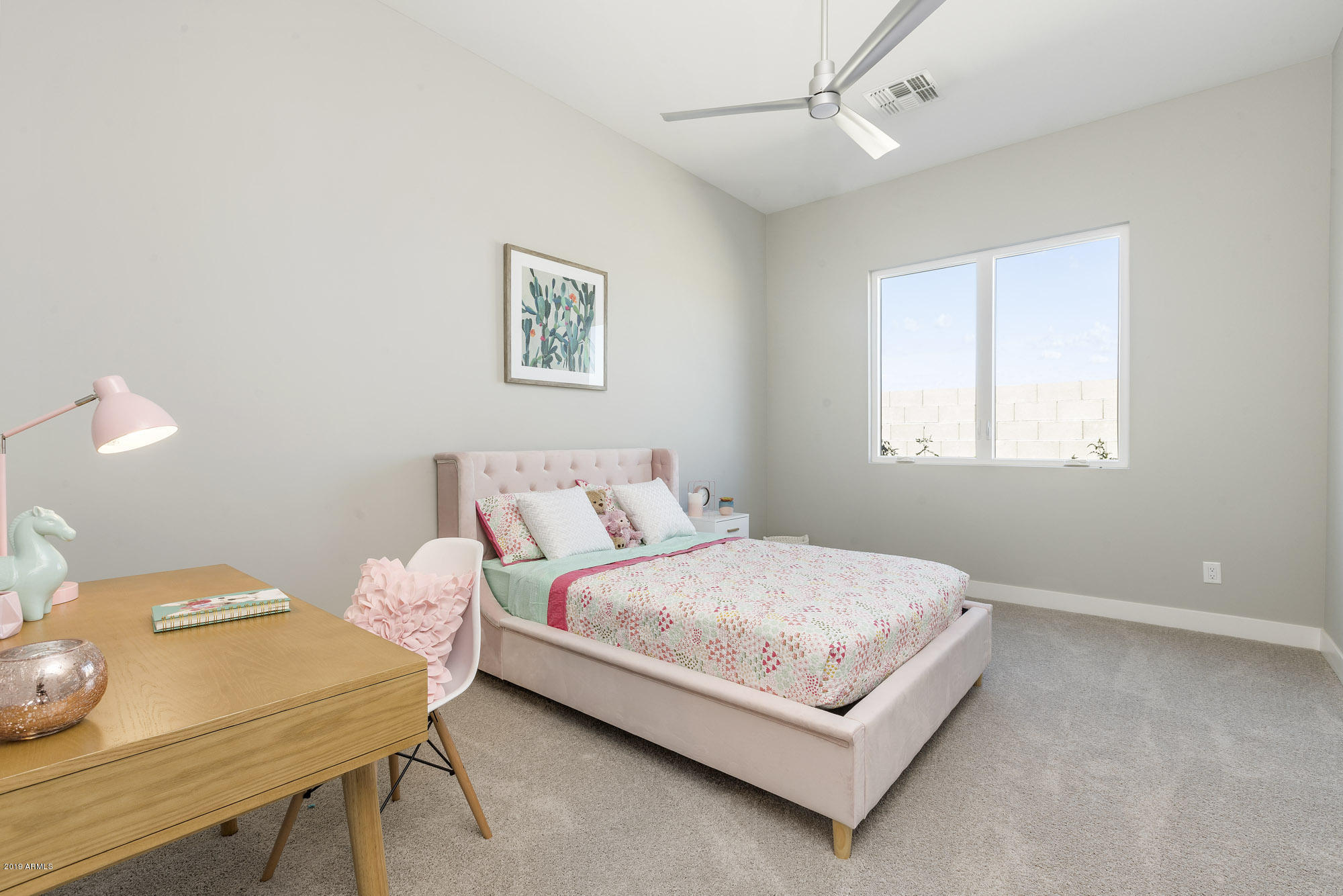 2911 S SANDSTONE Court