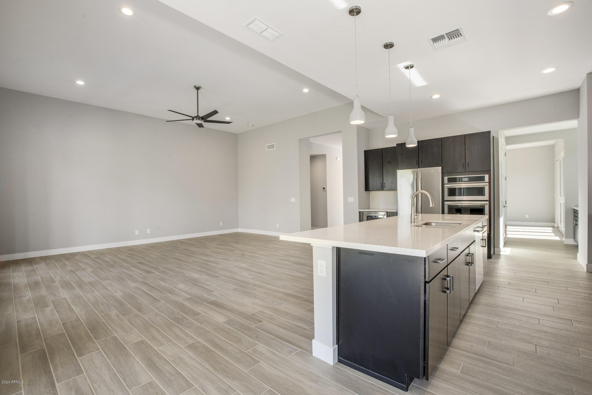 2901 S SANDSTONE Court