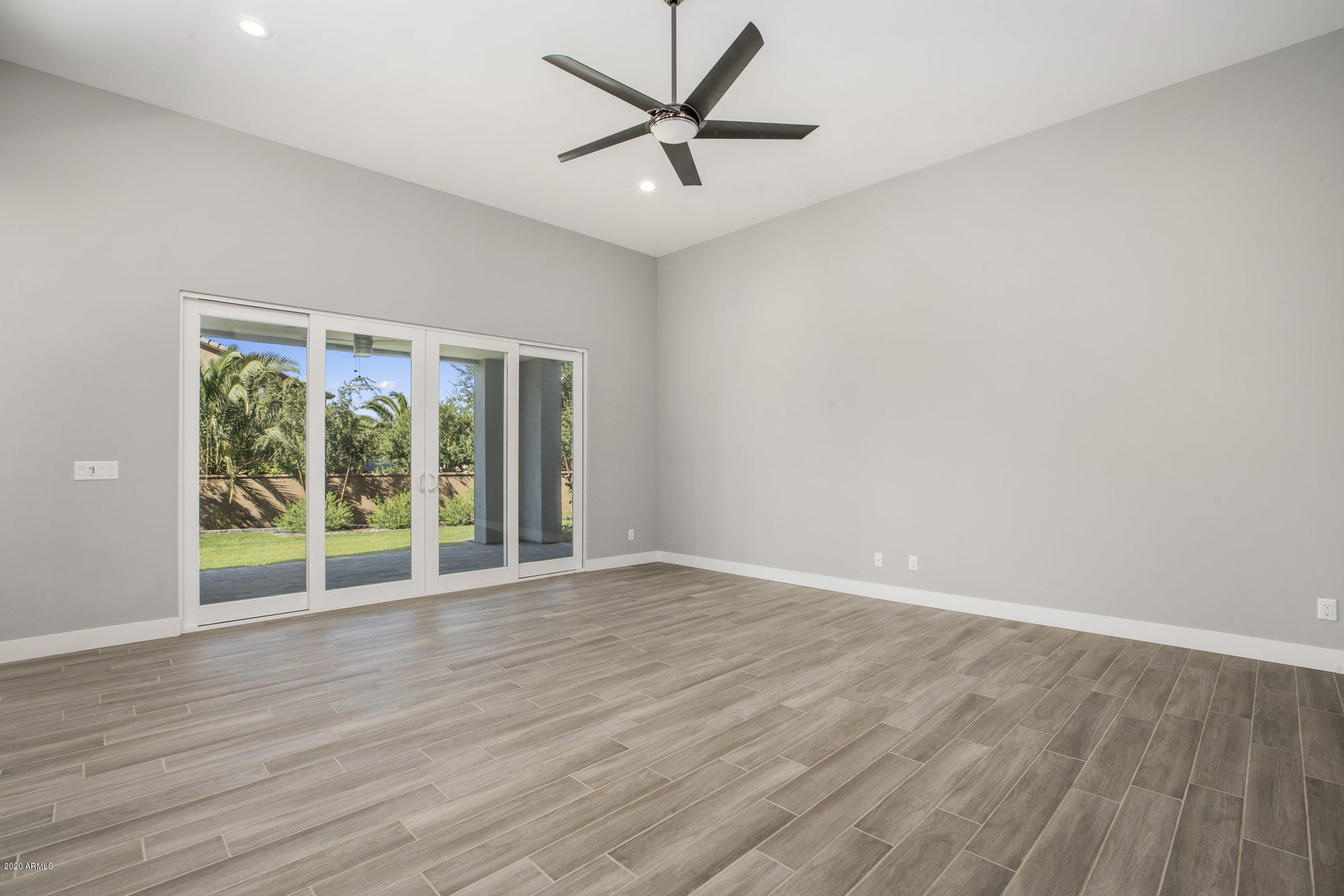 2901 S SANDSTONE Court