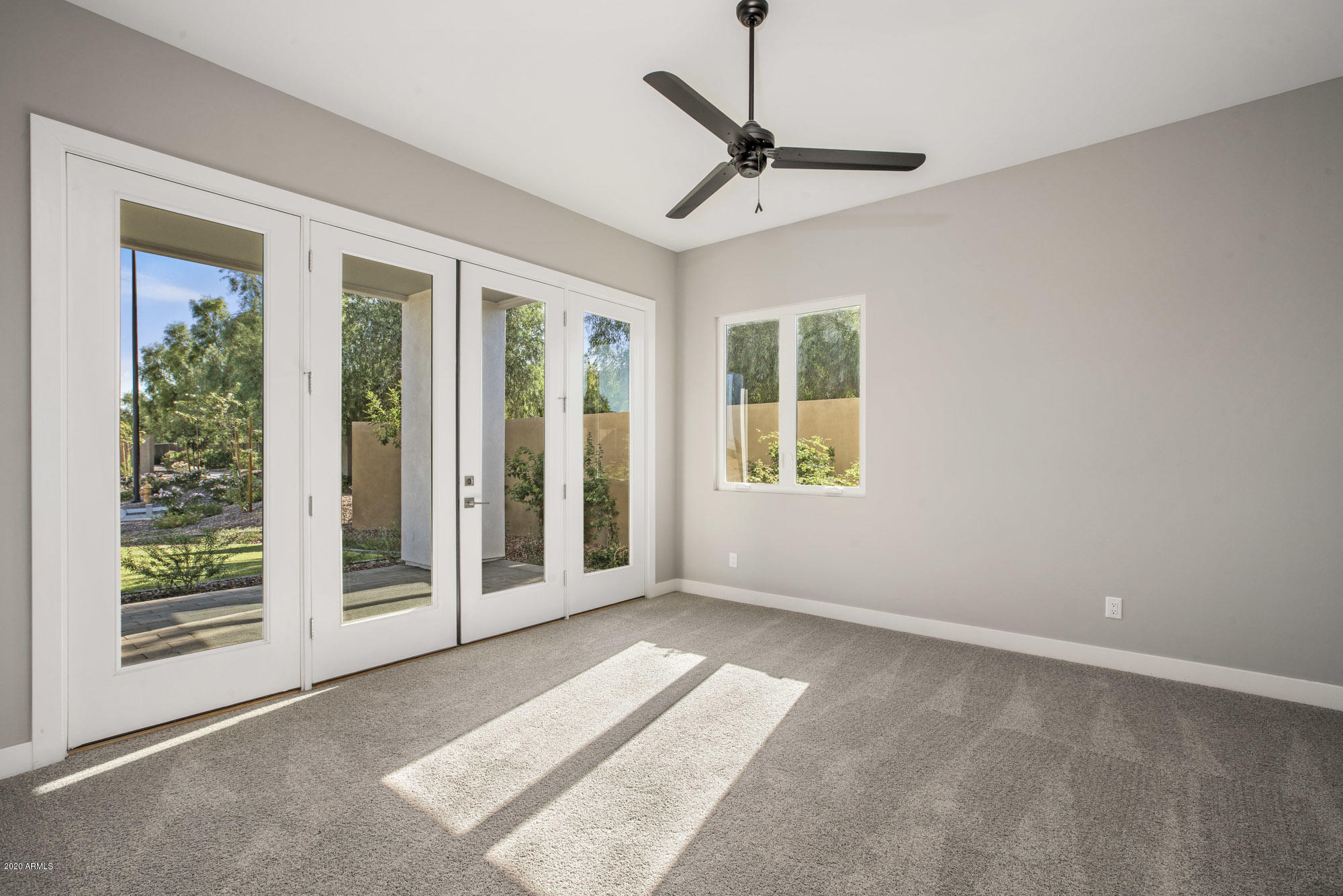 2901 S SANDSTONE Court