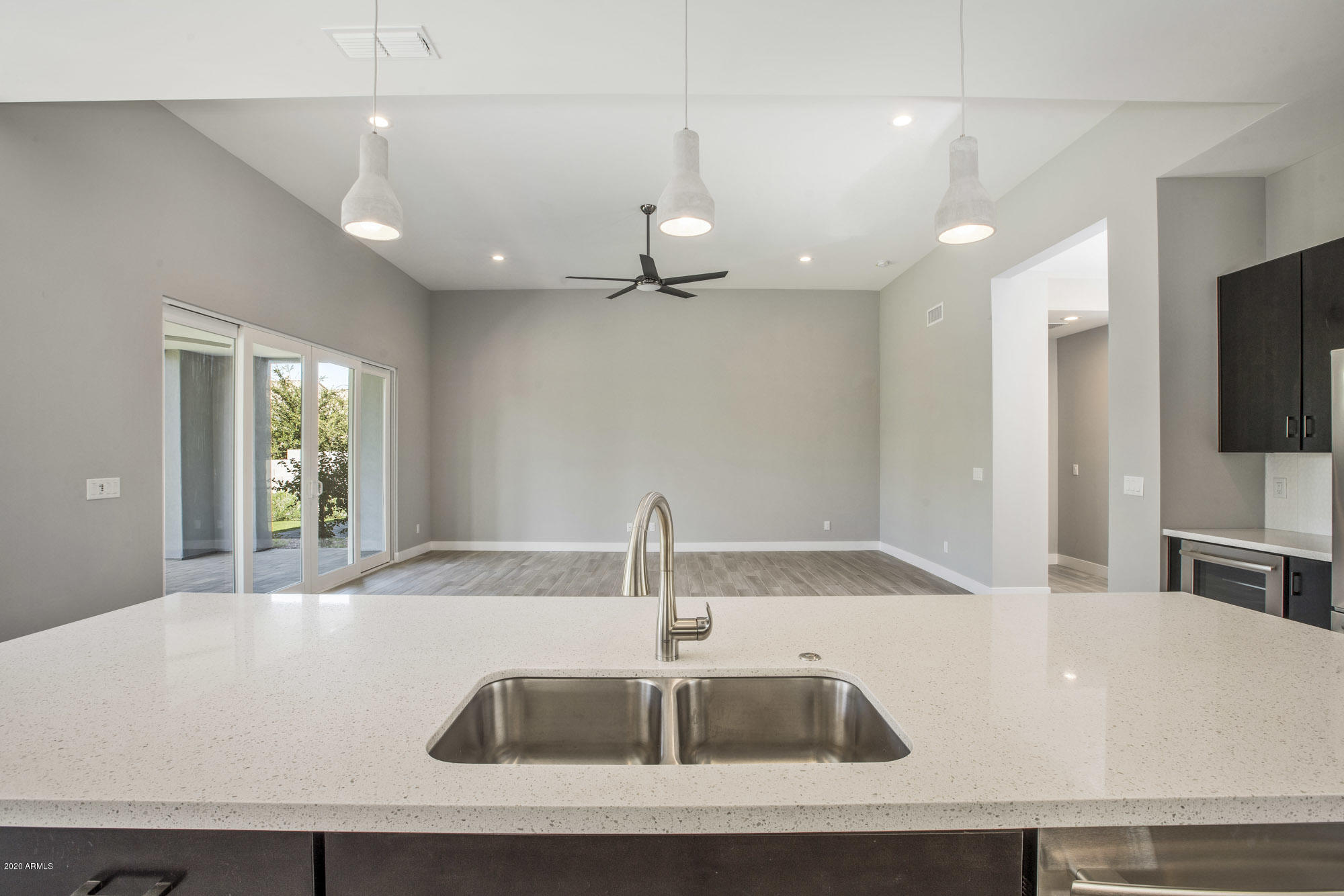 2901 S SANDSTONE Court