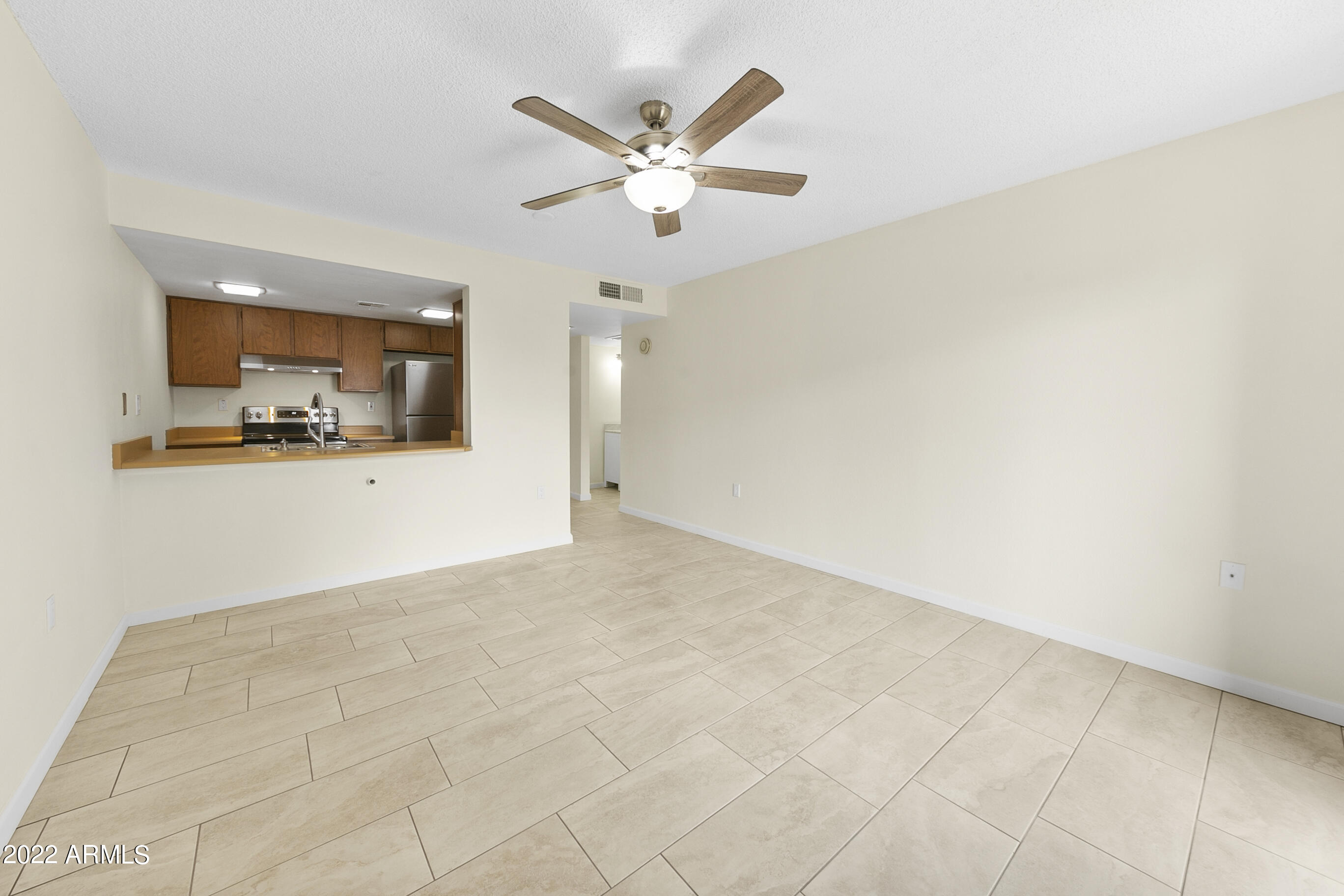 3033 E DEVONSHIRE Avenue # 2008