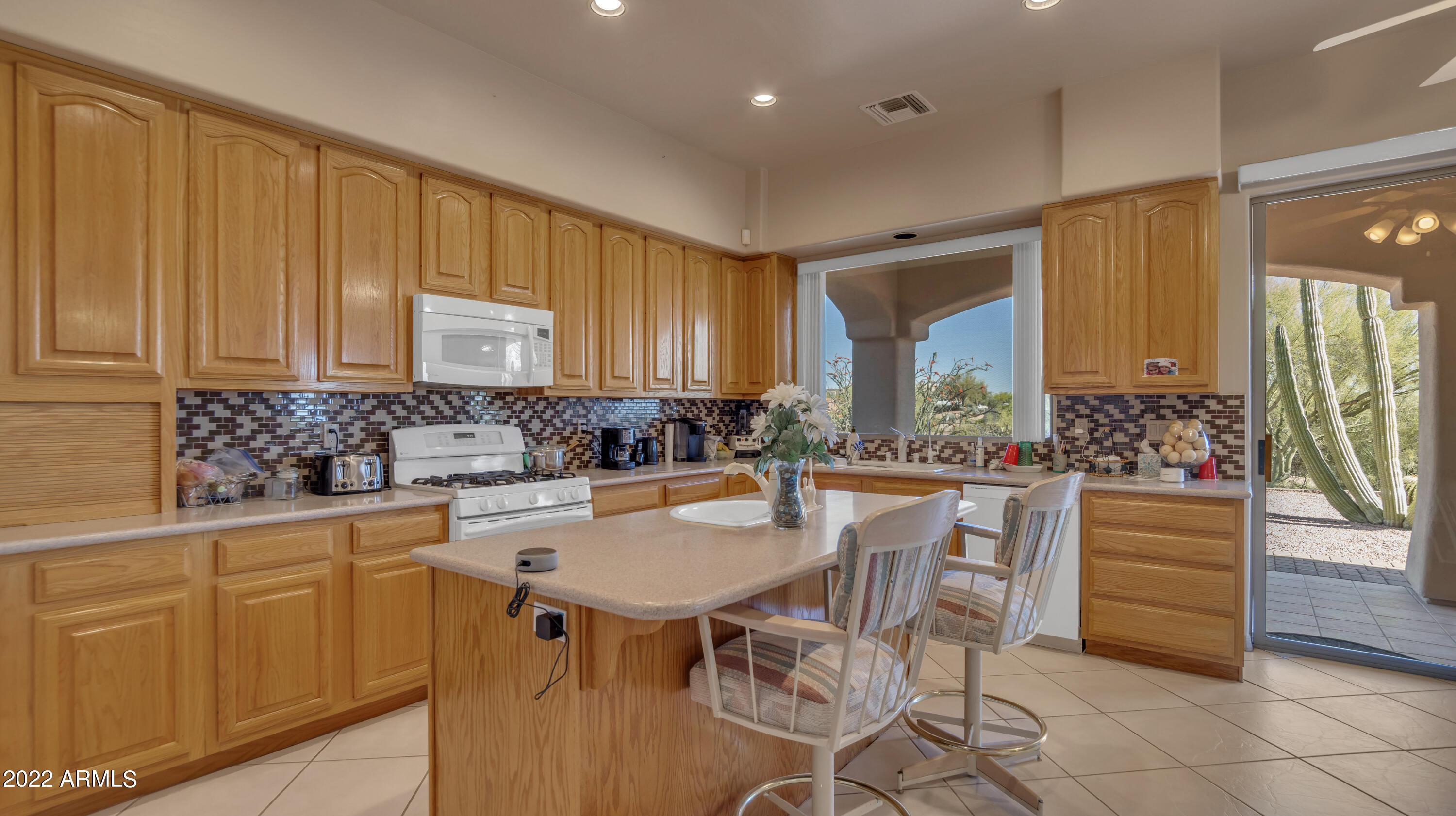 9409 E Romping Road