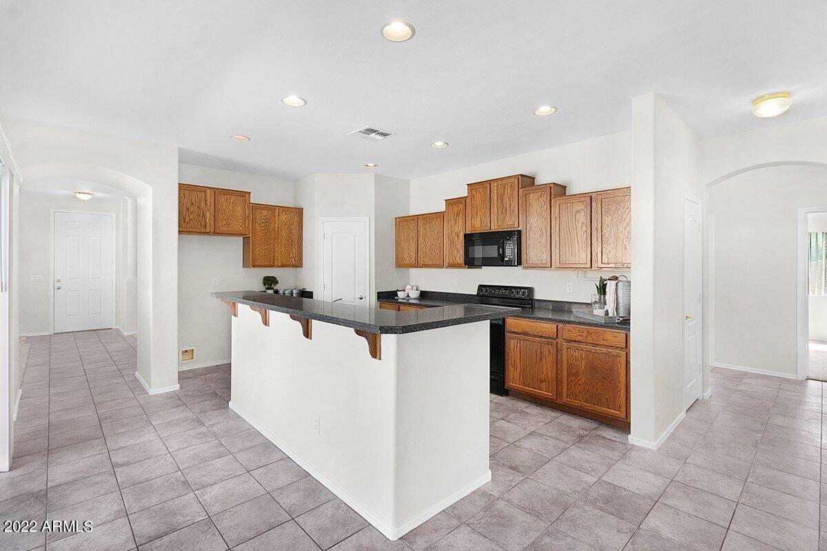17580 W AGAVE Court
