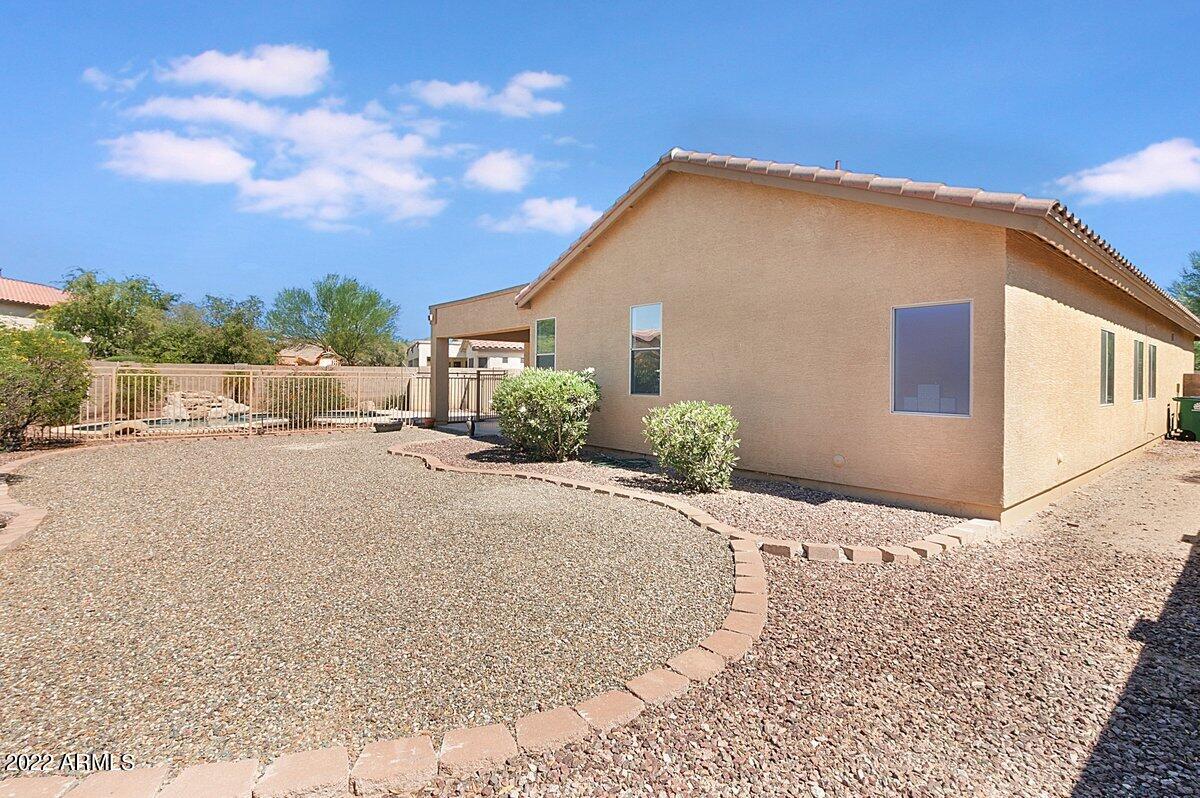 17580 W AGAVE Court