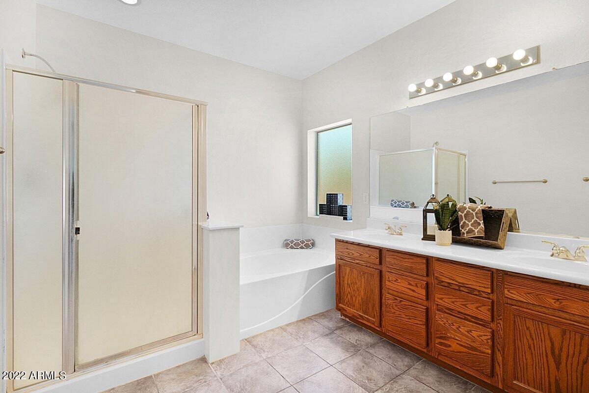 17580 W AGAVE Court