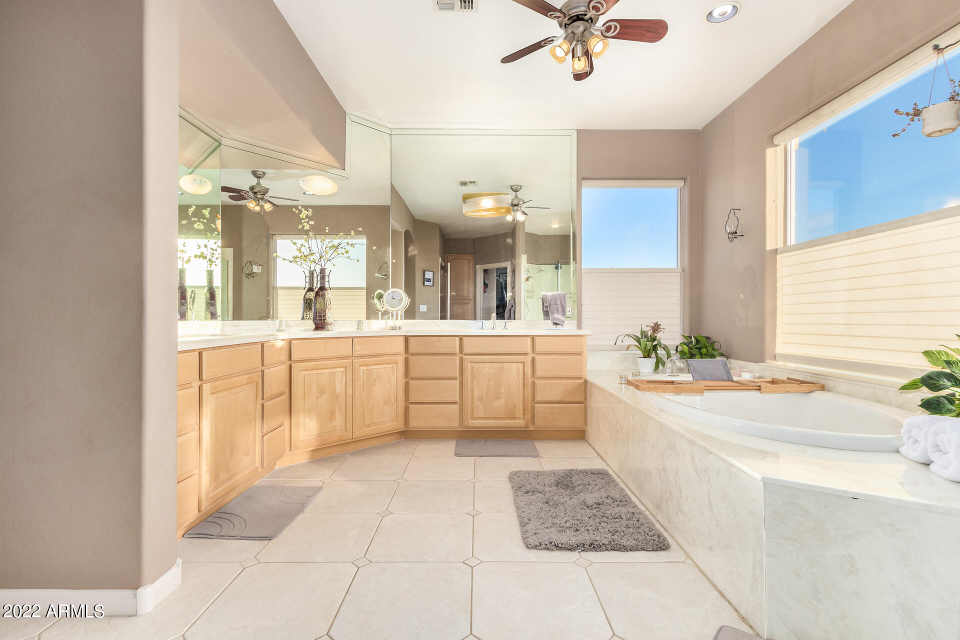 1410 E VILLA MARIA Drive