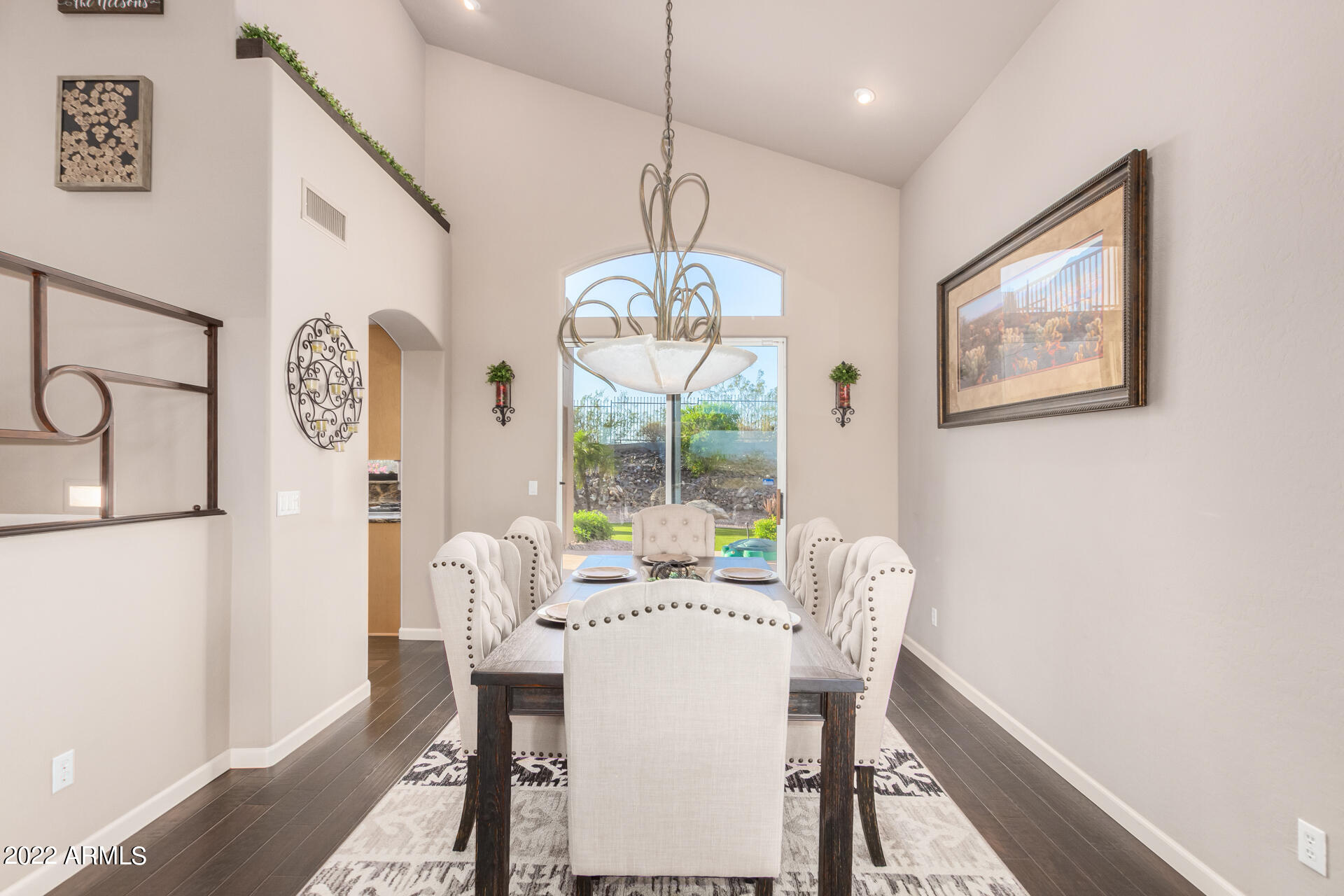 1410 E VILLA MARIA Drive