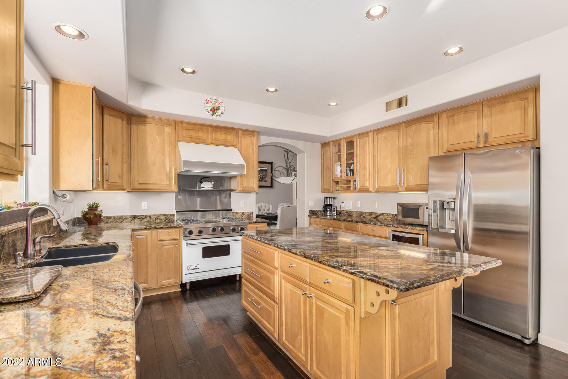 1410 E VILLA MARIA Drive