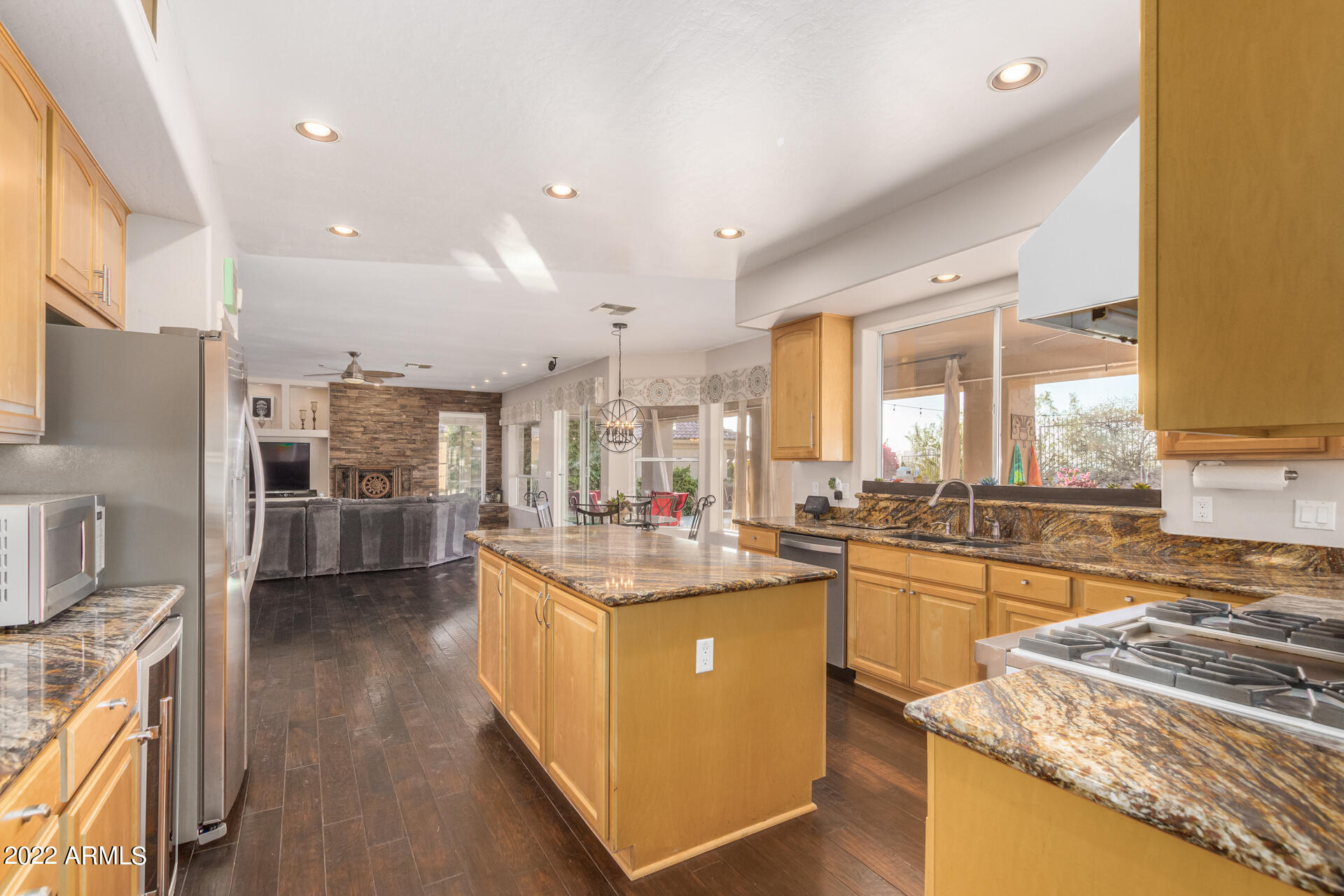 1410 E VILLA MARIA Drive