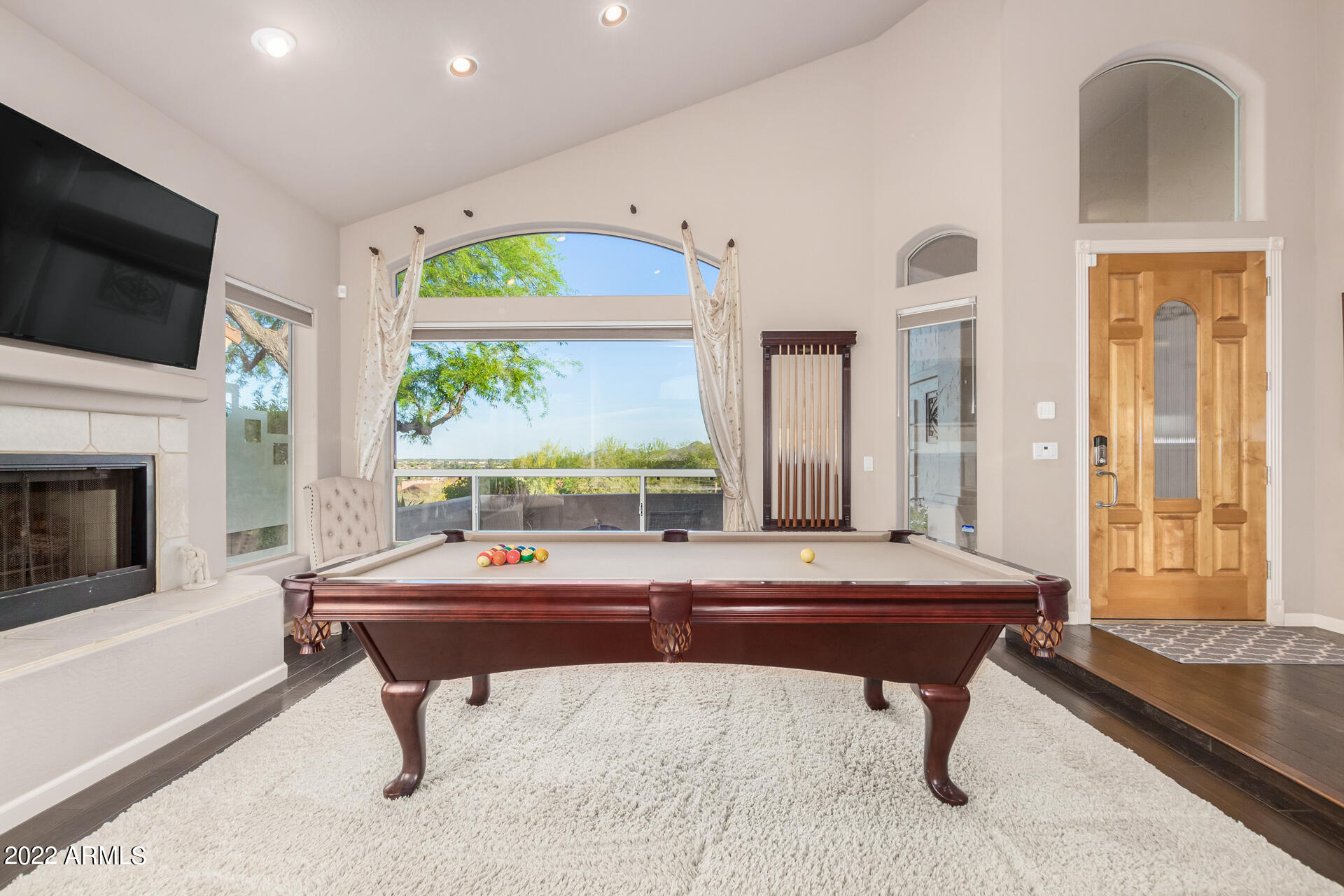 1410 E VILLA MARIA Drive