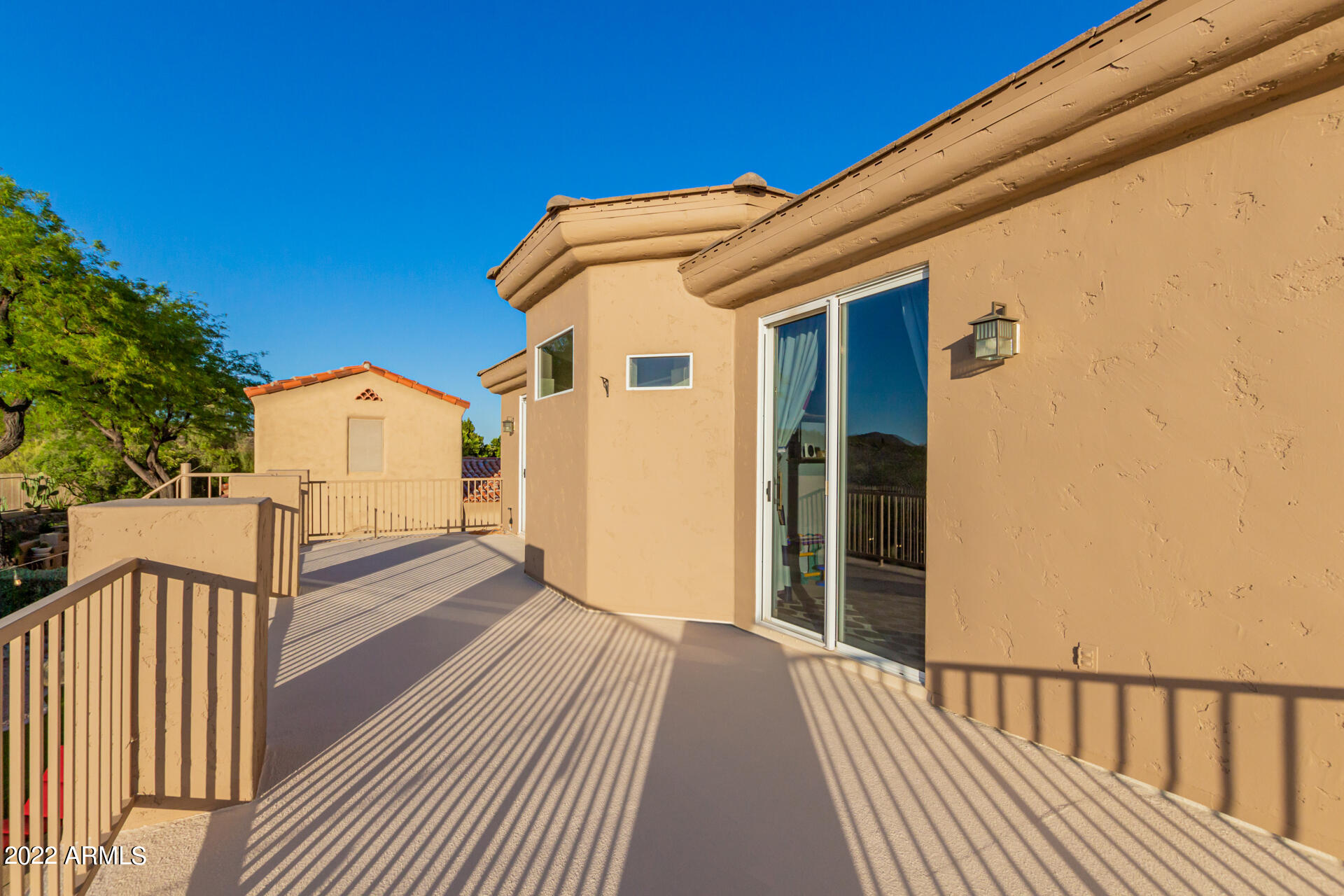 1410 E VILLA MARIA Drive