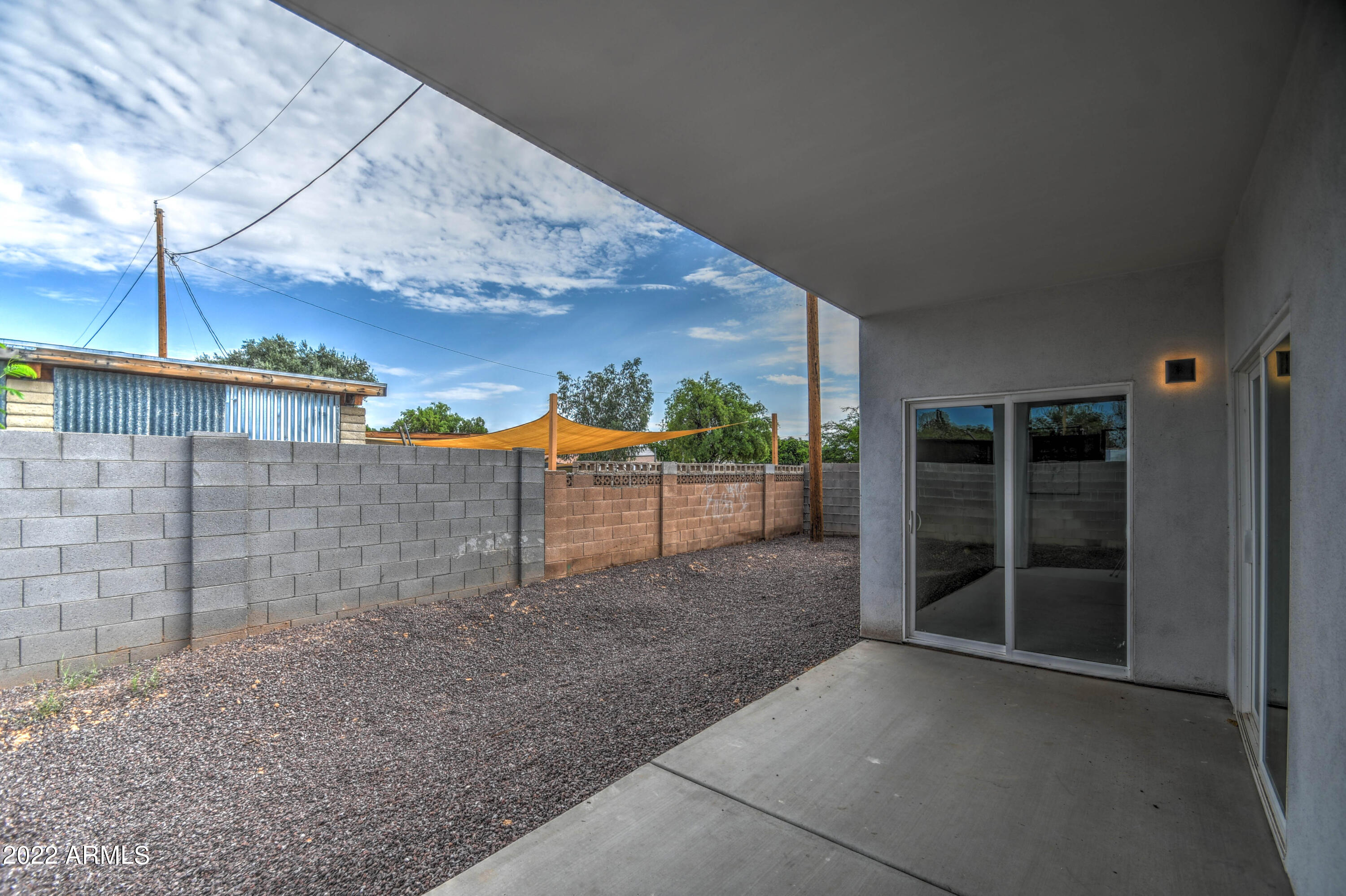 2640 E BEVERLY Lane E