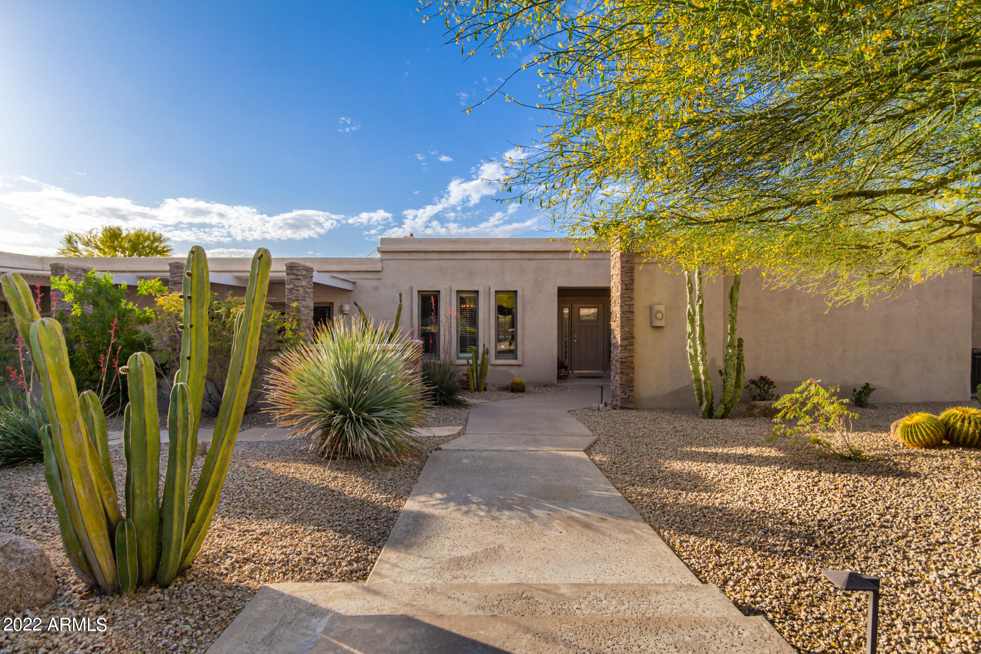 4428 E MOUNTAIN VIEW Road
