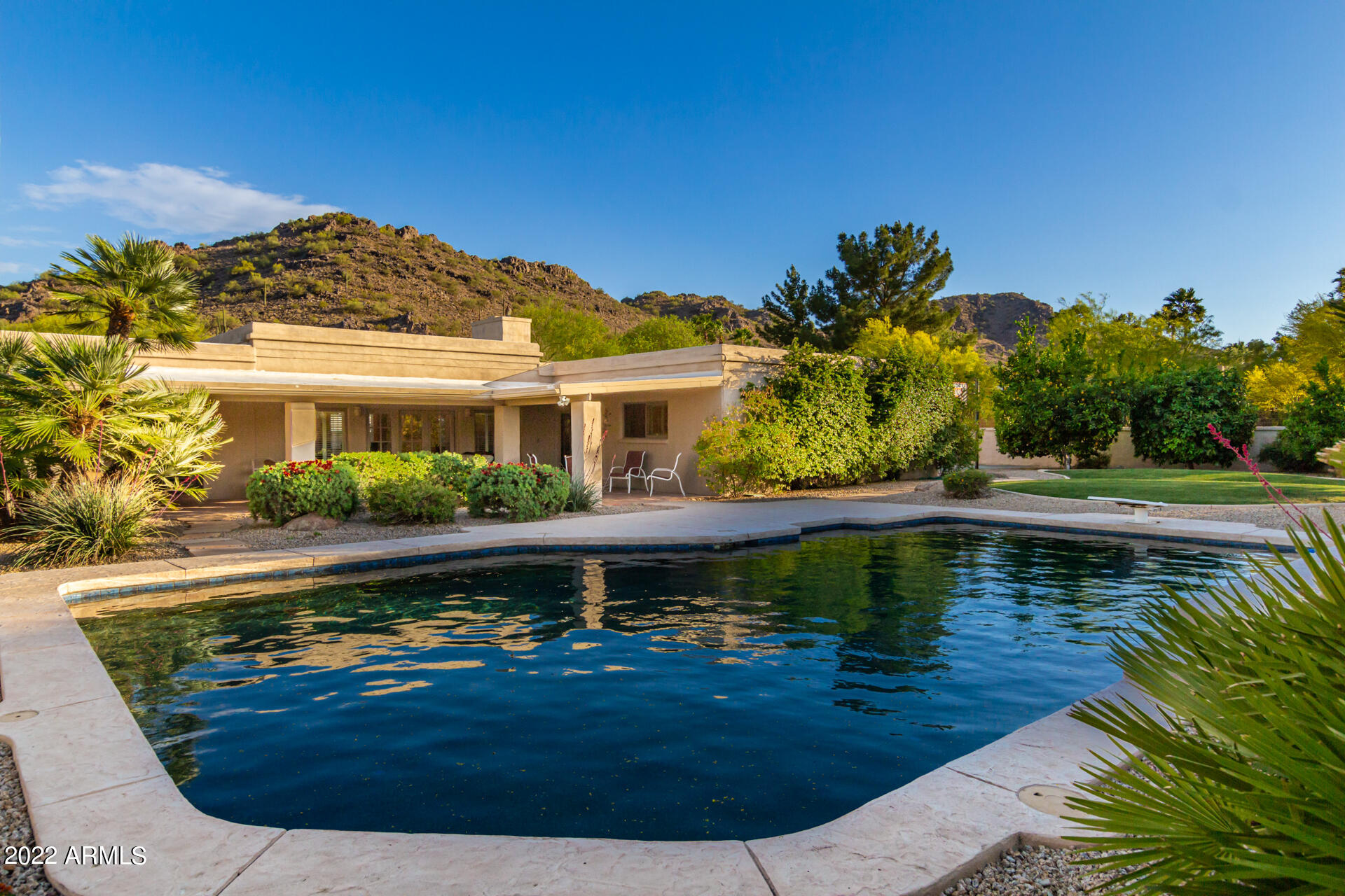 4428 E MOUNTAIN VIEW Road