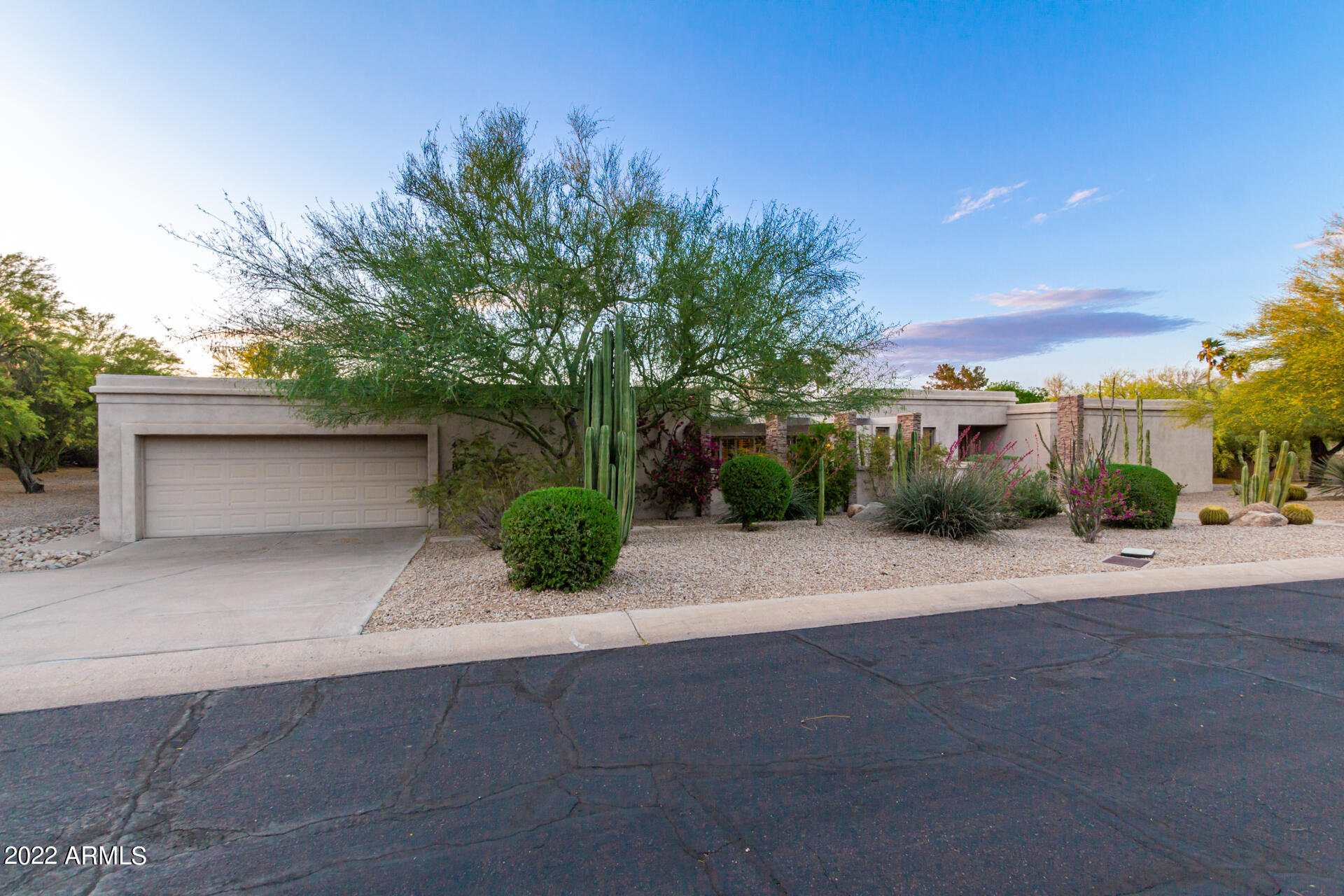 4428 E MOUNTAIN VIEW Road