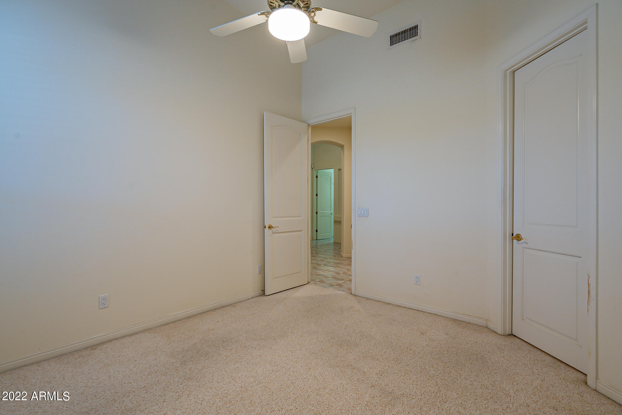 10196 E COCHISE Drive
