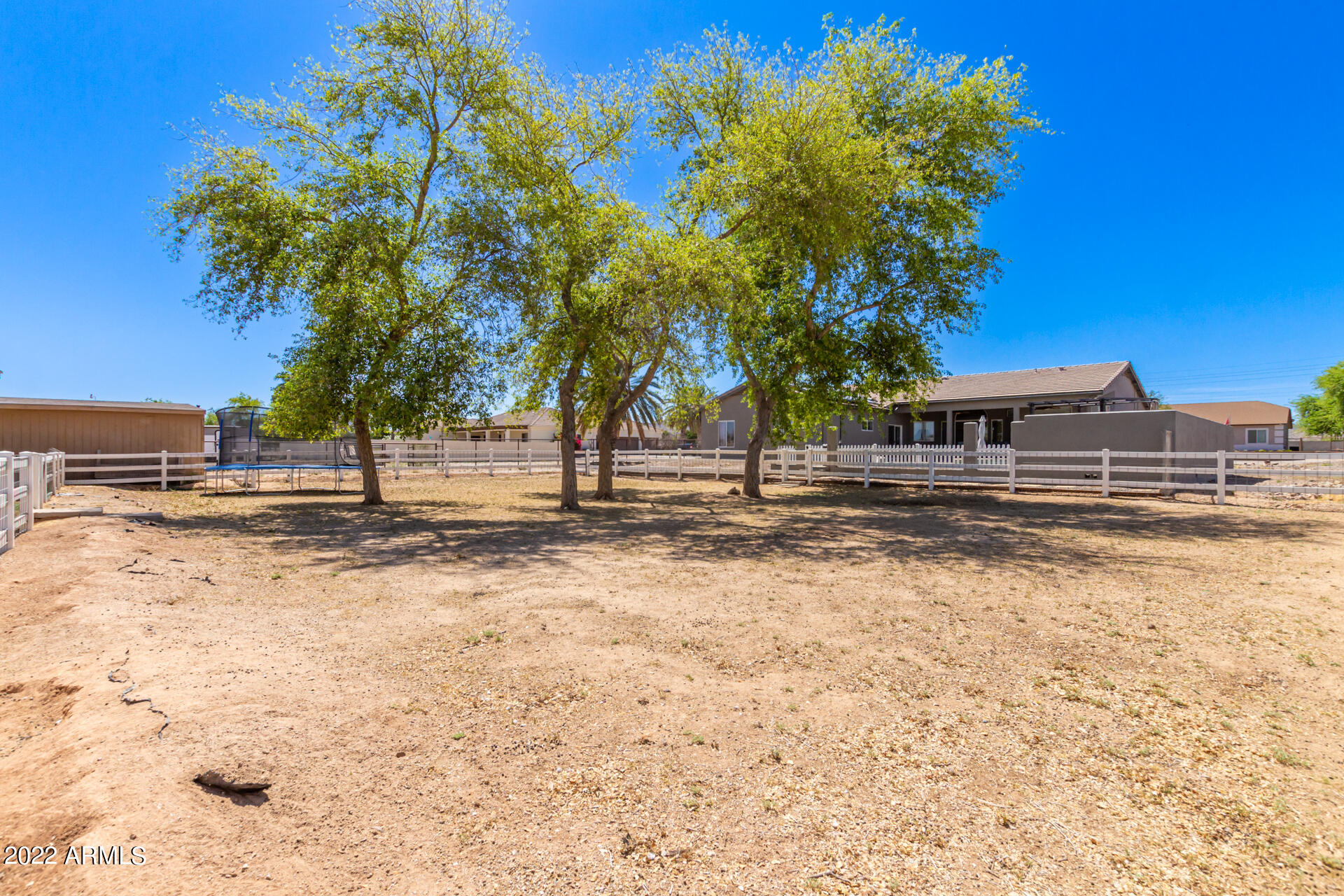 18426 E NAVAJO Drive