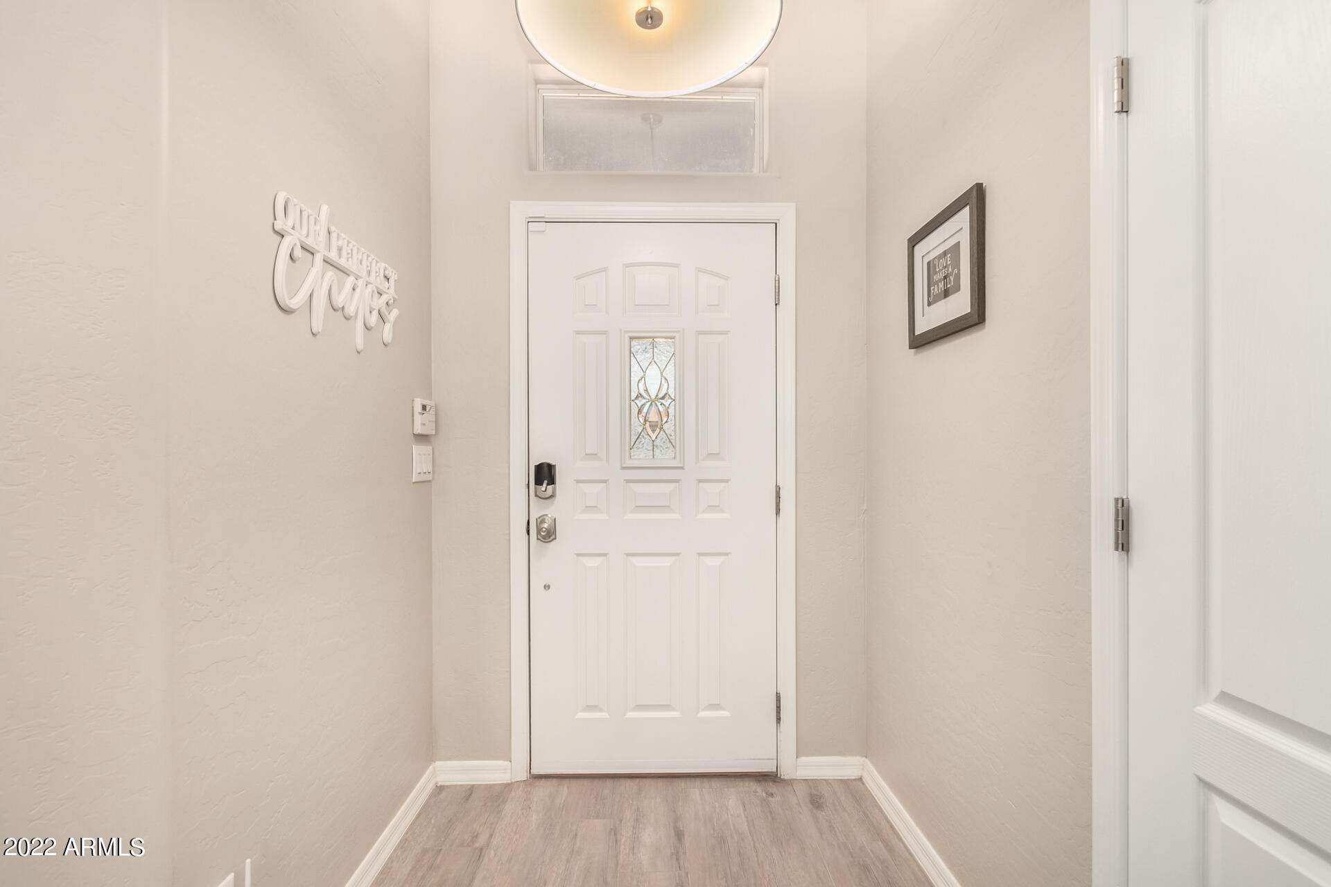 18426 E NAVAJO Drive