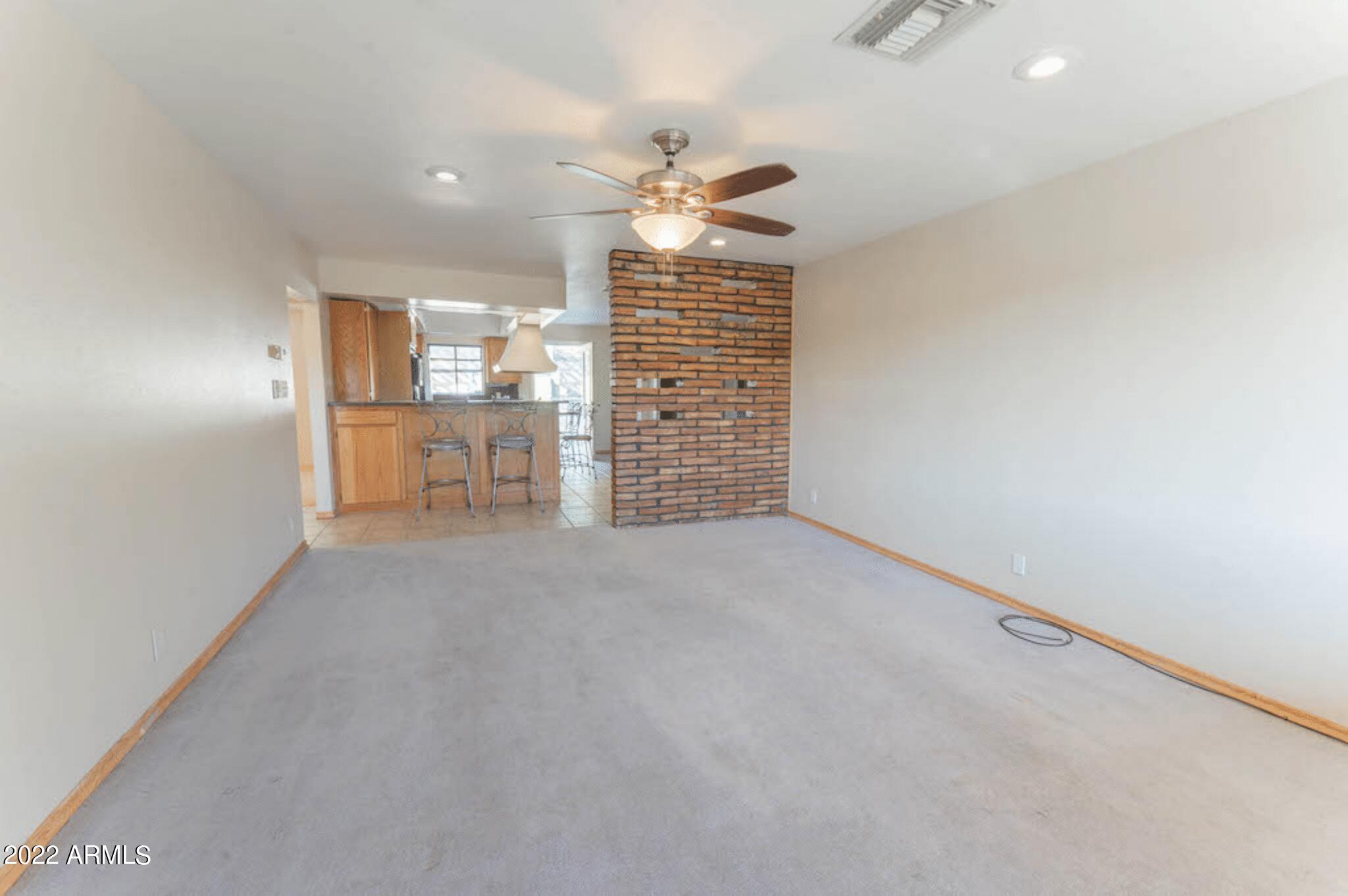 137 S WILDLIFE Circle