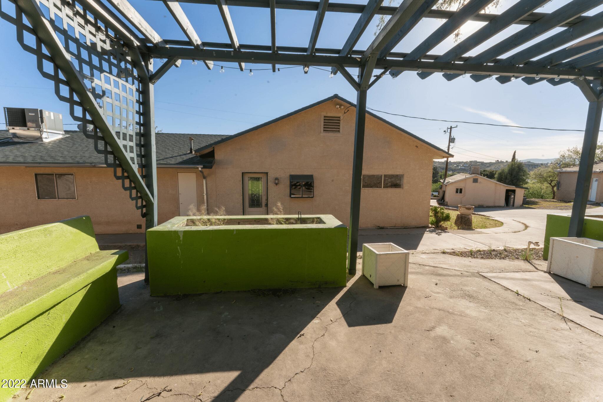 137 S WILDLIFE Circle