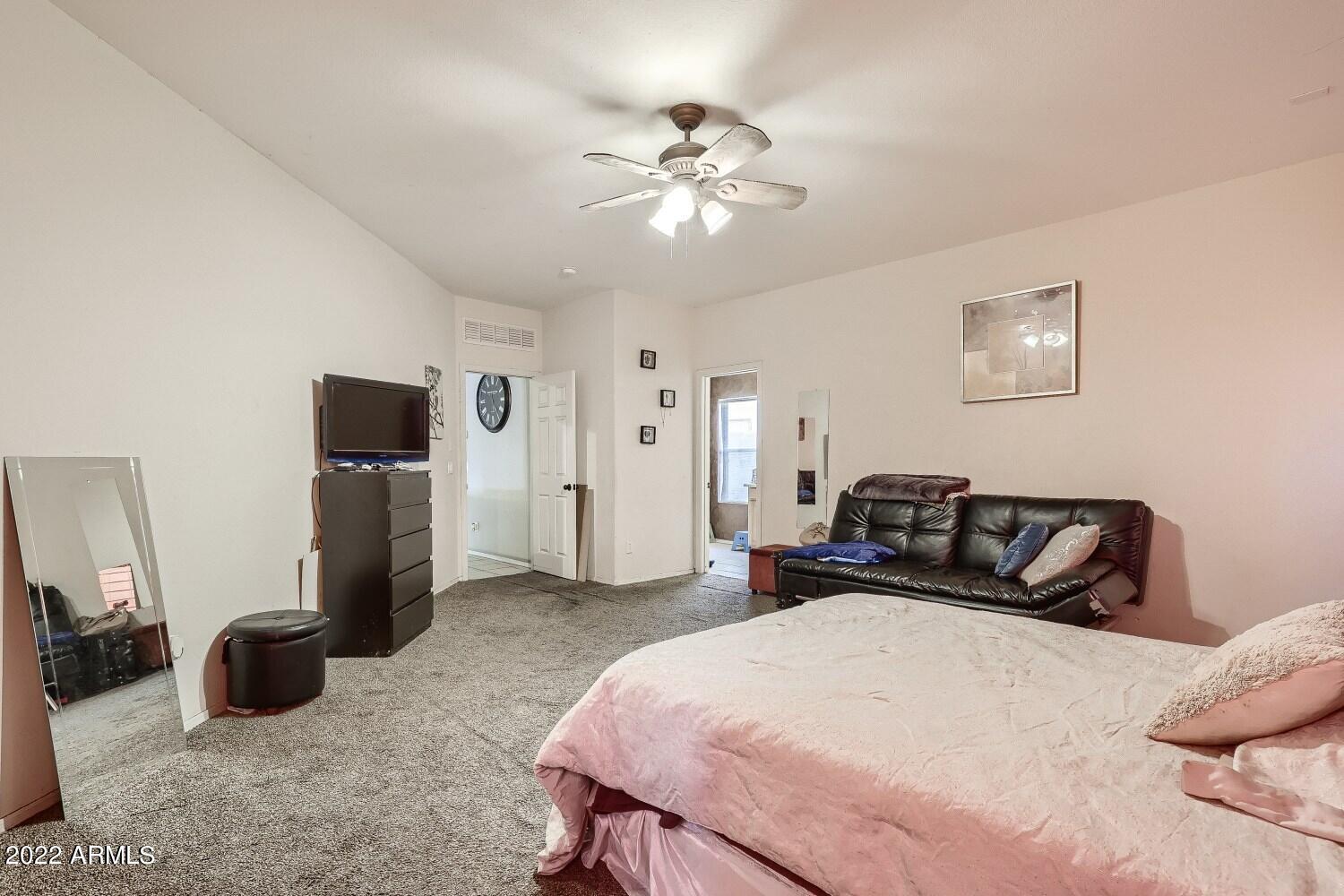 1309 E BETH Drive