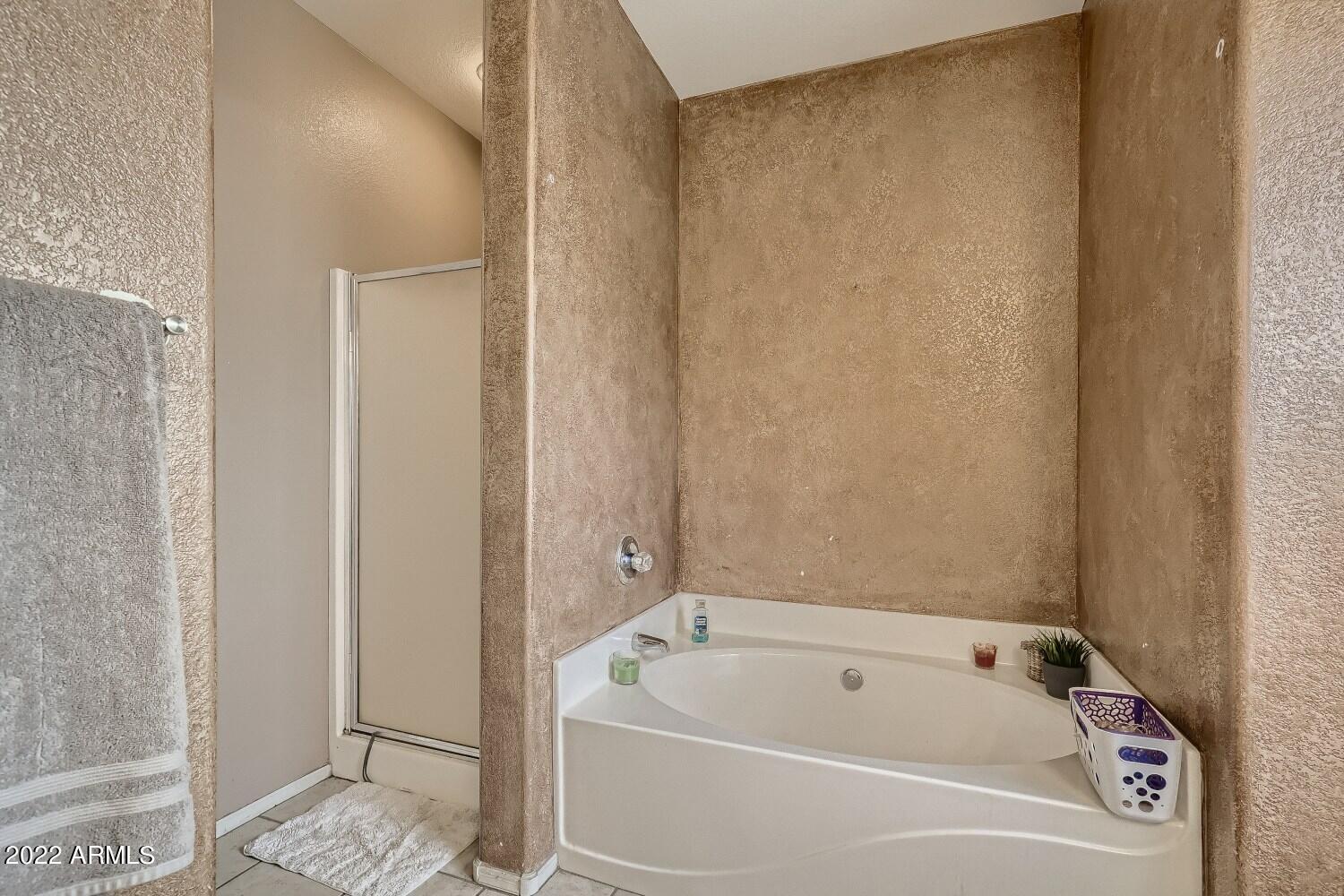 1309 E BETH Drive