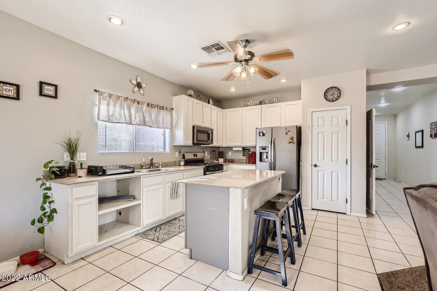 1309 E BETH Drive